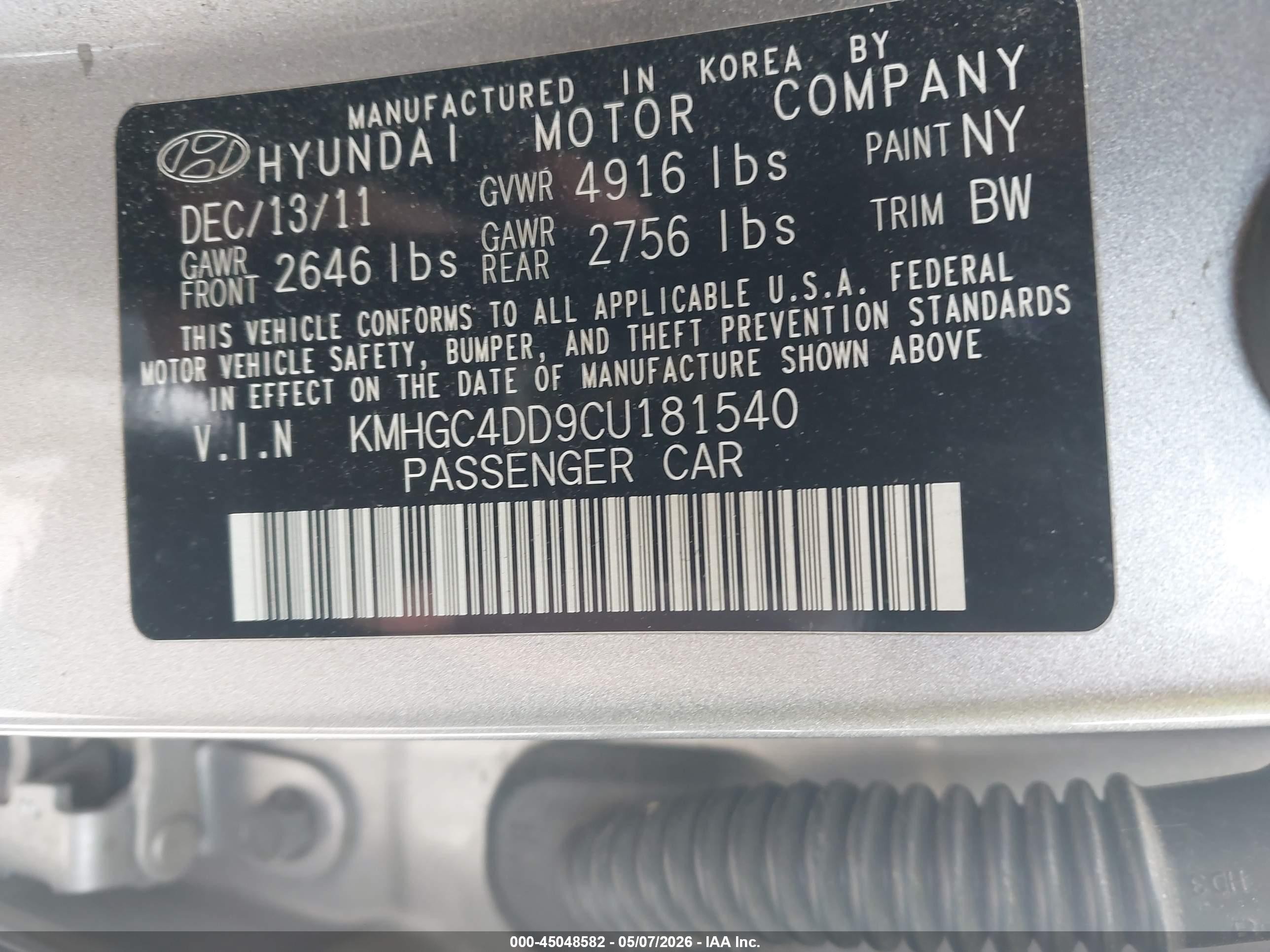 2012 Hyundai Genesis 3.8 Silver vin: KMHGC4DD9CU181540