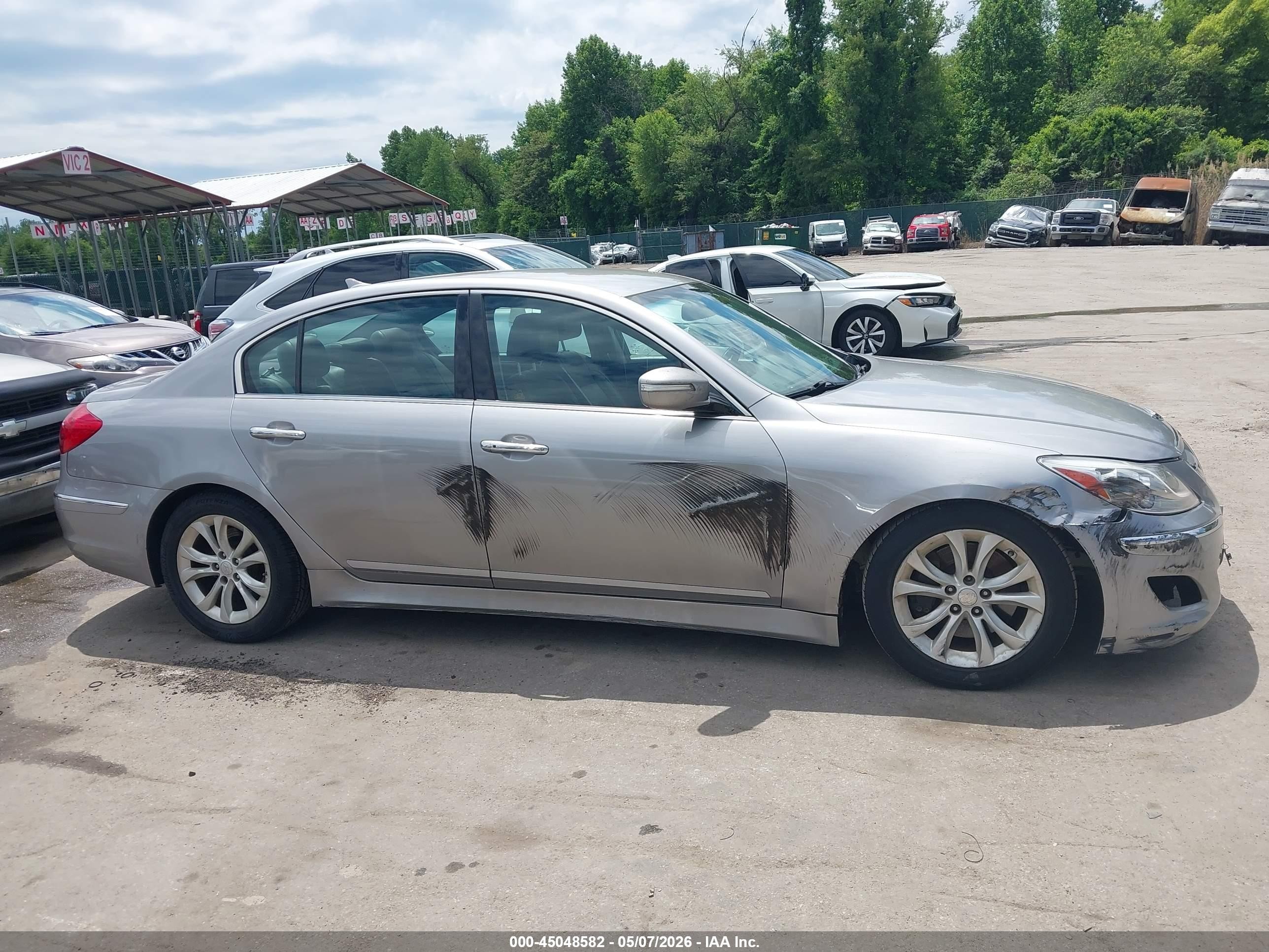 2012 Hyundai Genesis 3.8 Silver vin: KMHGC4DD9CU181540