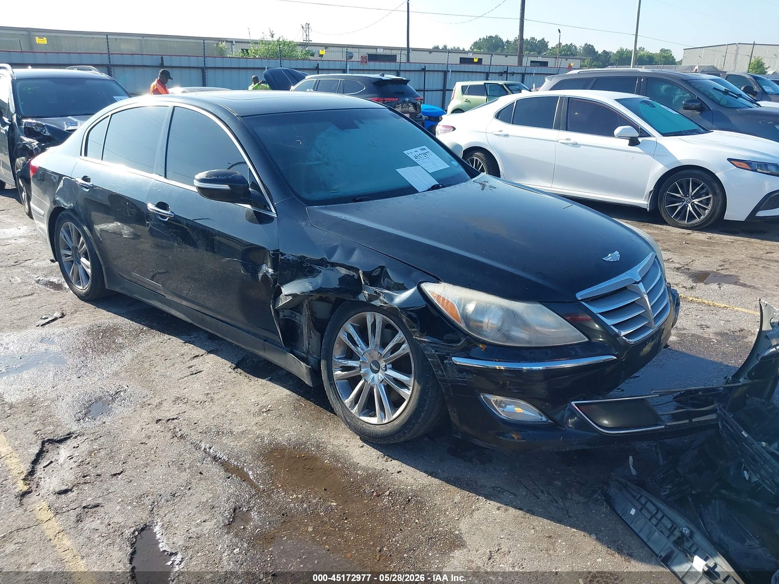2012 Hyundai Genesis 3.8 Black vin: KMHGC4DD9CU204069