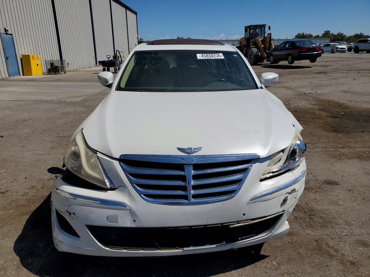 2012 Hyundai Genesis 3.8l V6 White vin: KMHGC4DD9CU204413