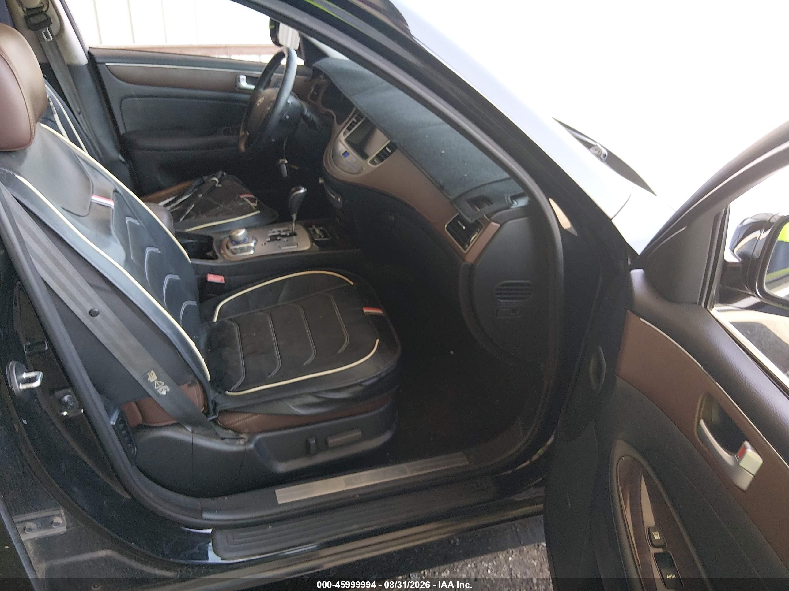 2012 Hyundai Genesis 3.8 Черный vin: KMHGC4DD9CU211183