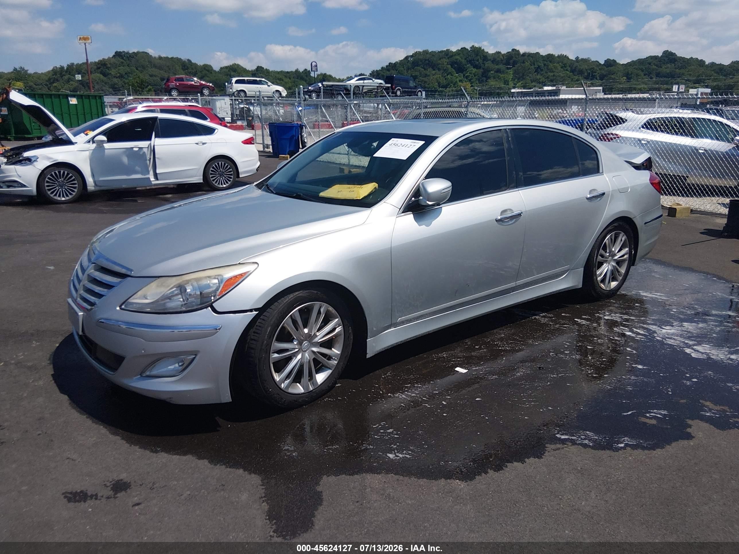 2013 Hyundai Genesis 3.8 Серый vin: KMHGC4DD9DU229877