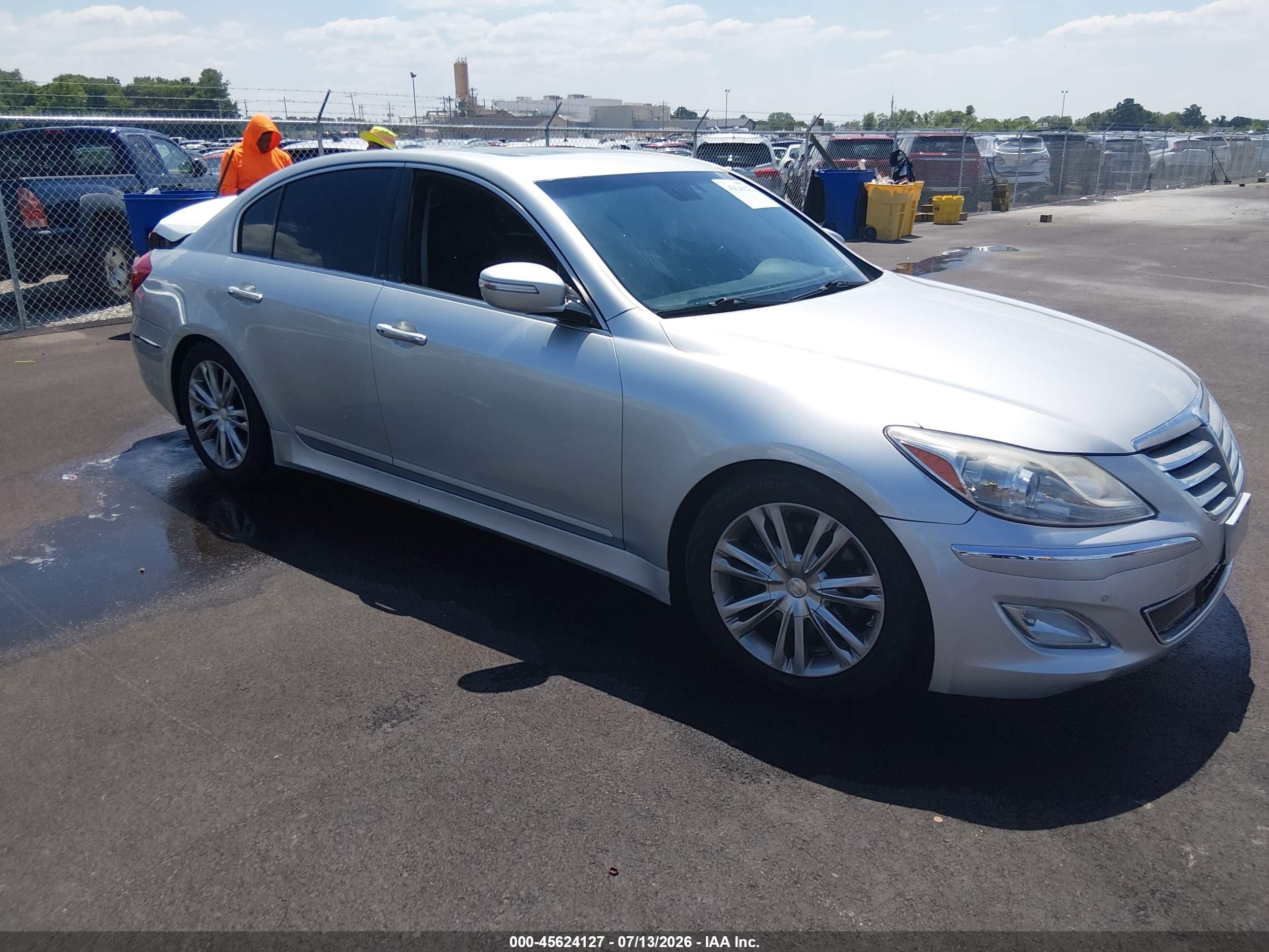 2013 Hyundai Genesis 3.8 Gray vin: KMHGC4DD9DU229877