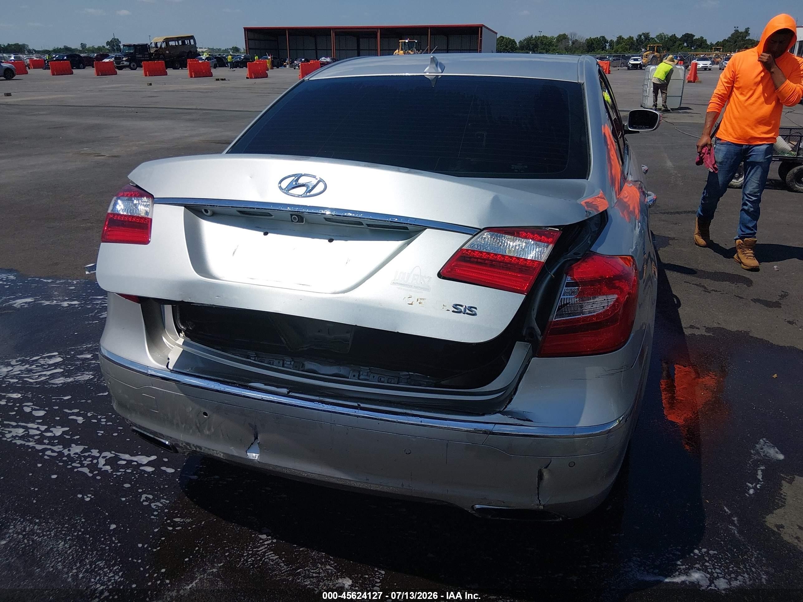2013 Hyundai Genesis 3.8 Серый vin: KMHGC4DD9DU229877