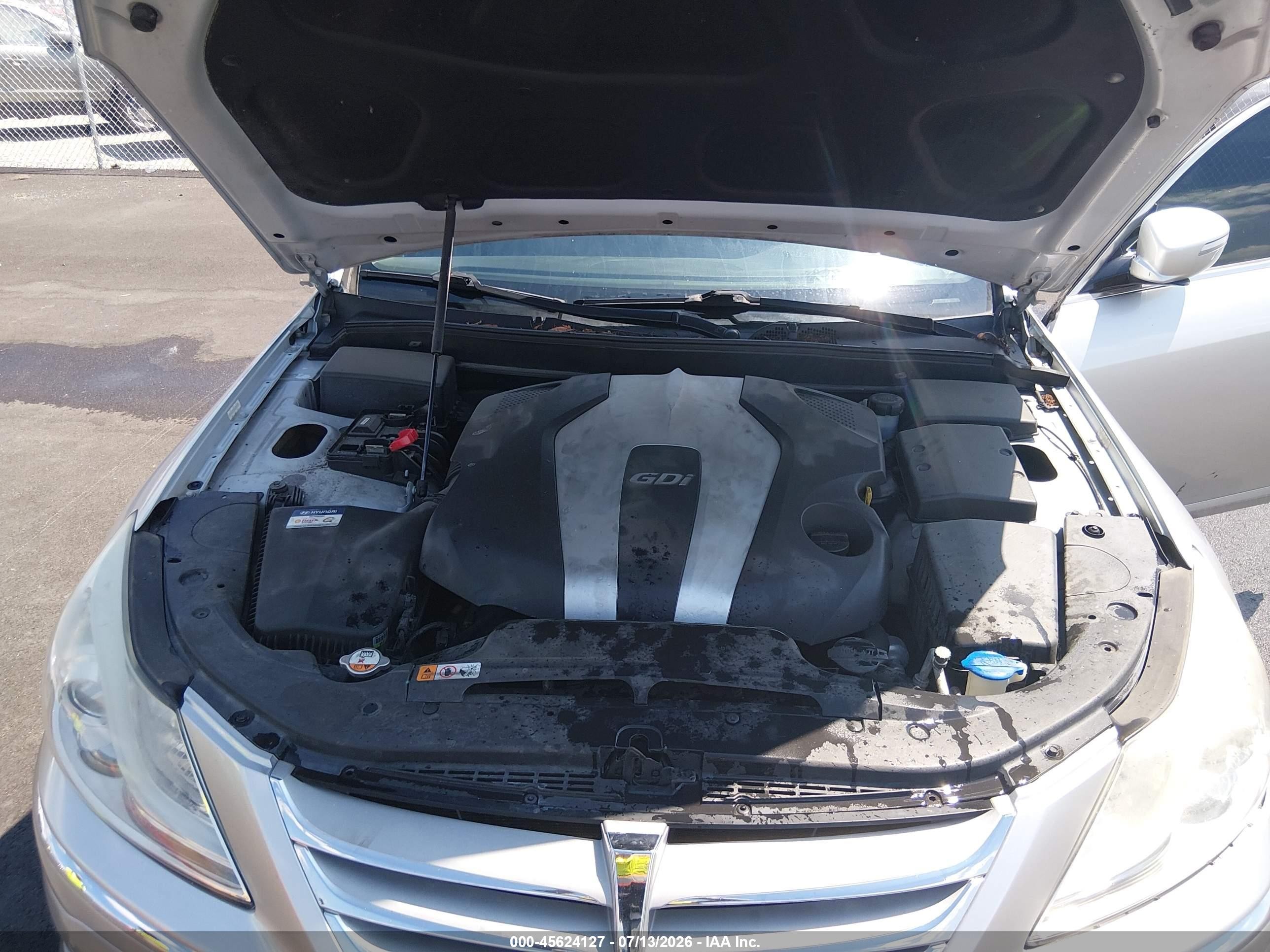 2013 Hyundai Genesis 3.8 Серый vin: KMHGC4DD9DU229877