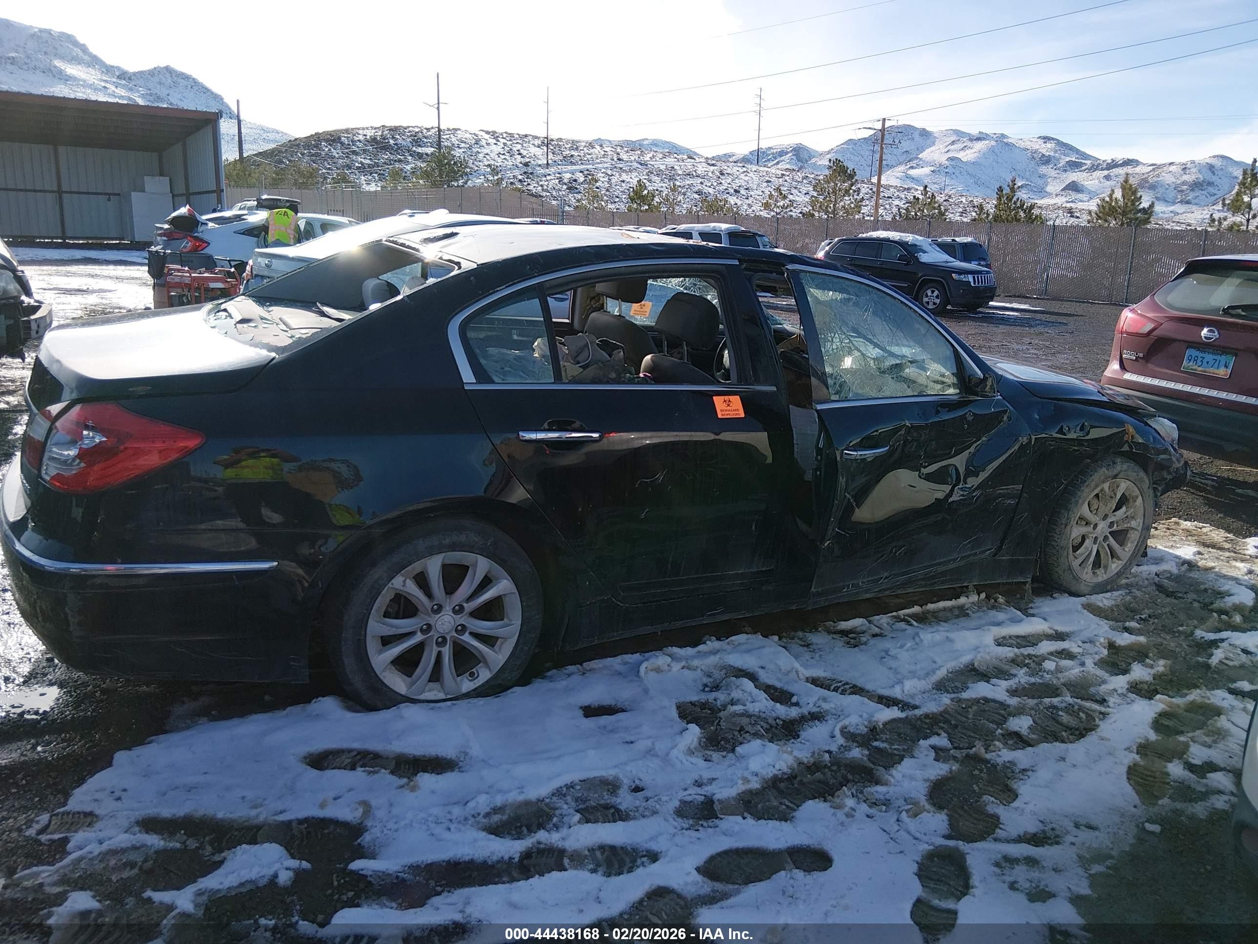 2013 Hyundai Genesis 3.8 Черный vin: KMHGC4DD9DU241379
