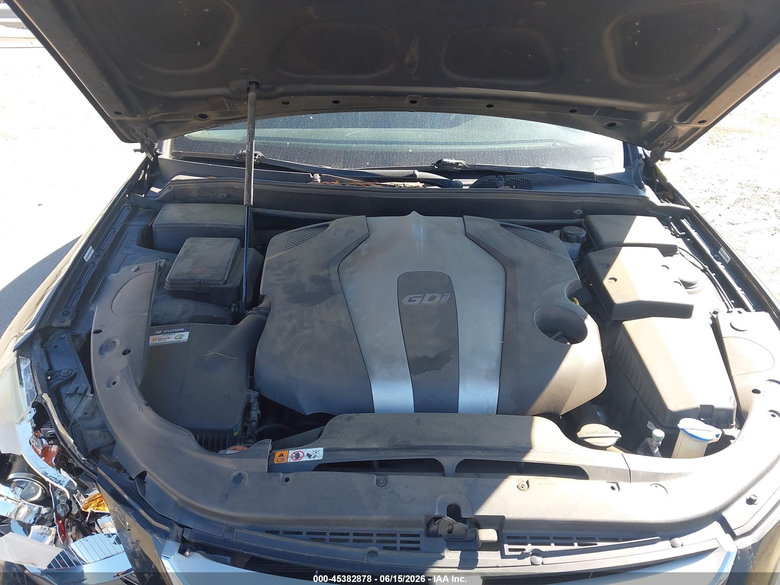2013 Hyundai Genesis 3.8 Black vin: KMHGC4DD9DU246744