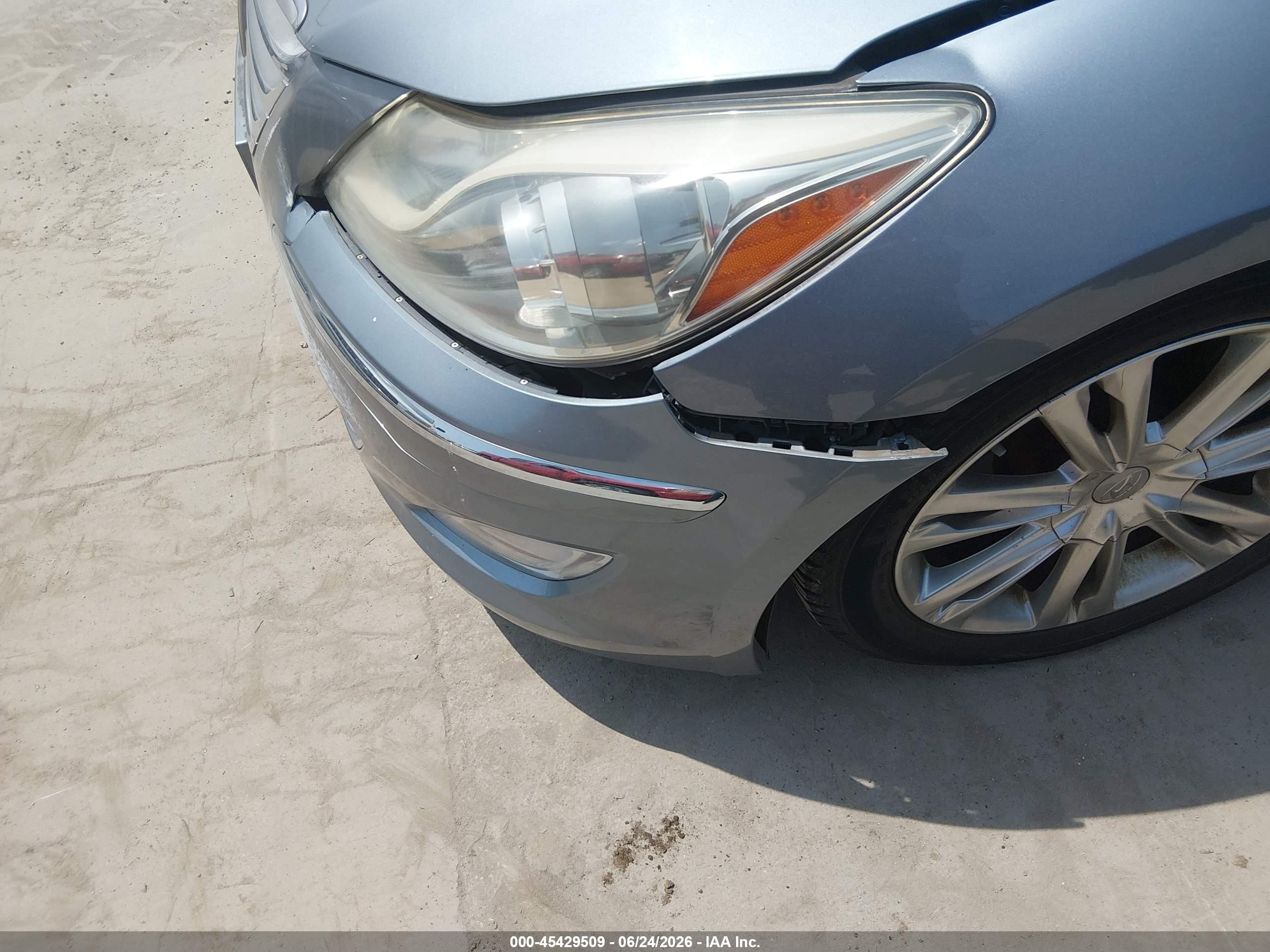 2014 Hyundai Genesis 3.8 Light Blue vin: KMHGC4DD9EU260306