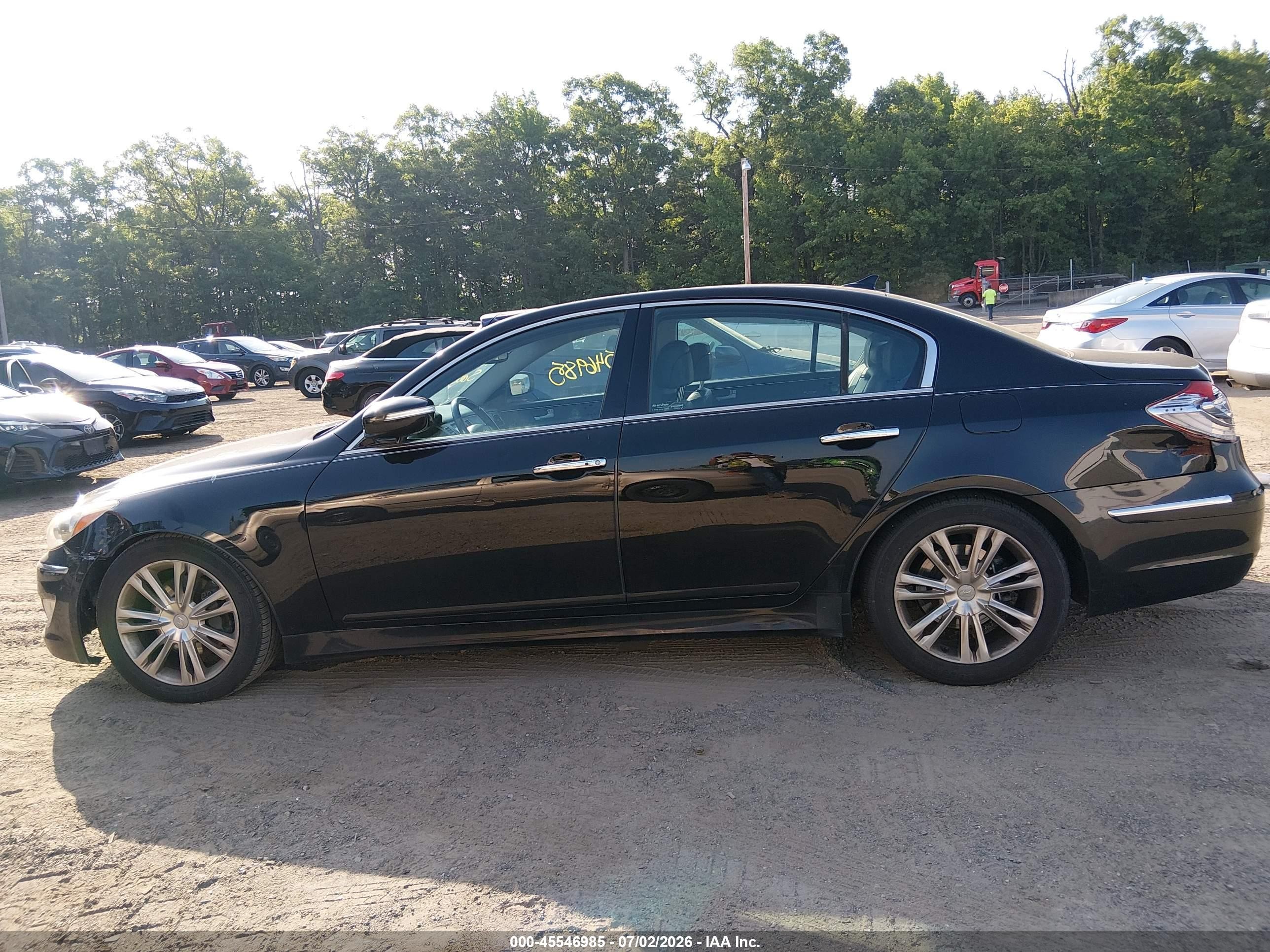 2014 Hyundai Genesis 3.8 Black vin: KMHGC4DD9EU261777