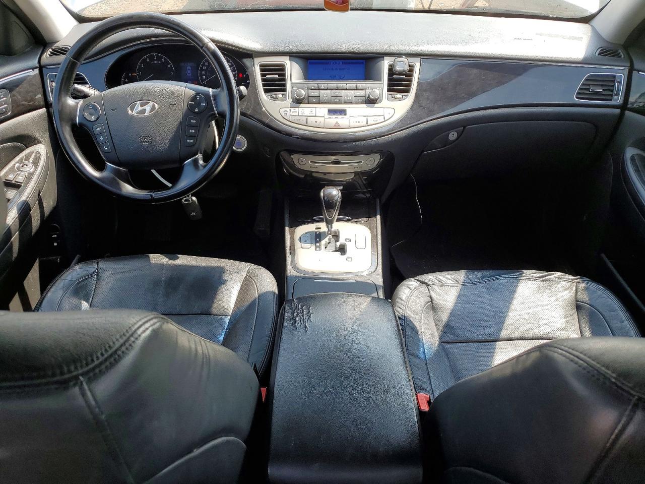 2014 Hyundai Genesis 3.8l Silver vin: KMHGC4DD9EU264131
