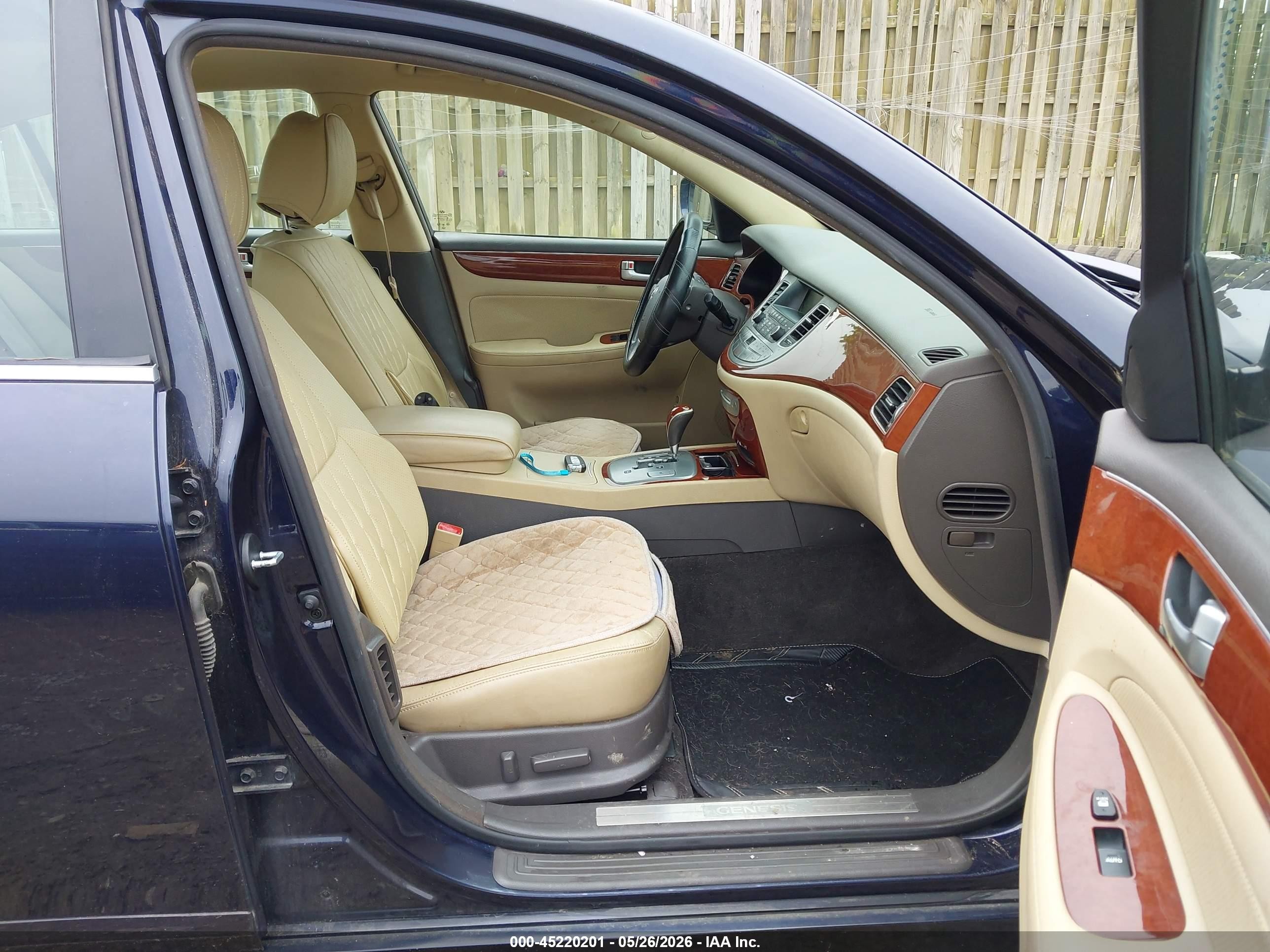 2012 Hyundai Genesis 3.8 Dark Blue vin: KMHGC4DDXCU177397