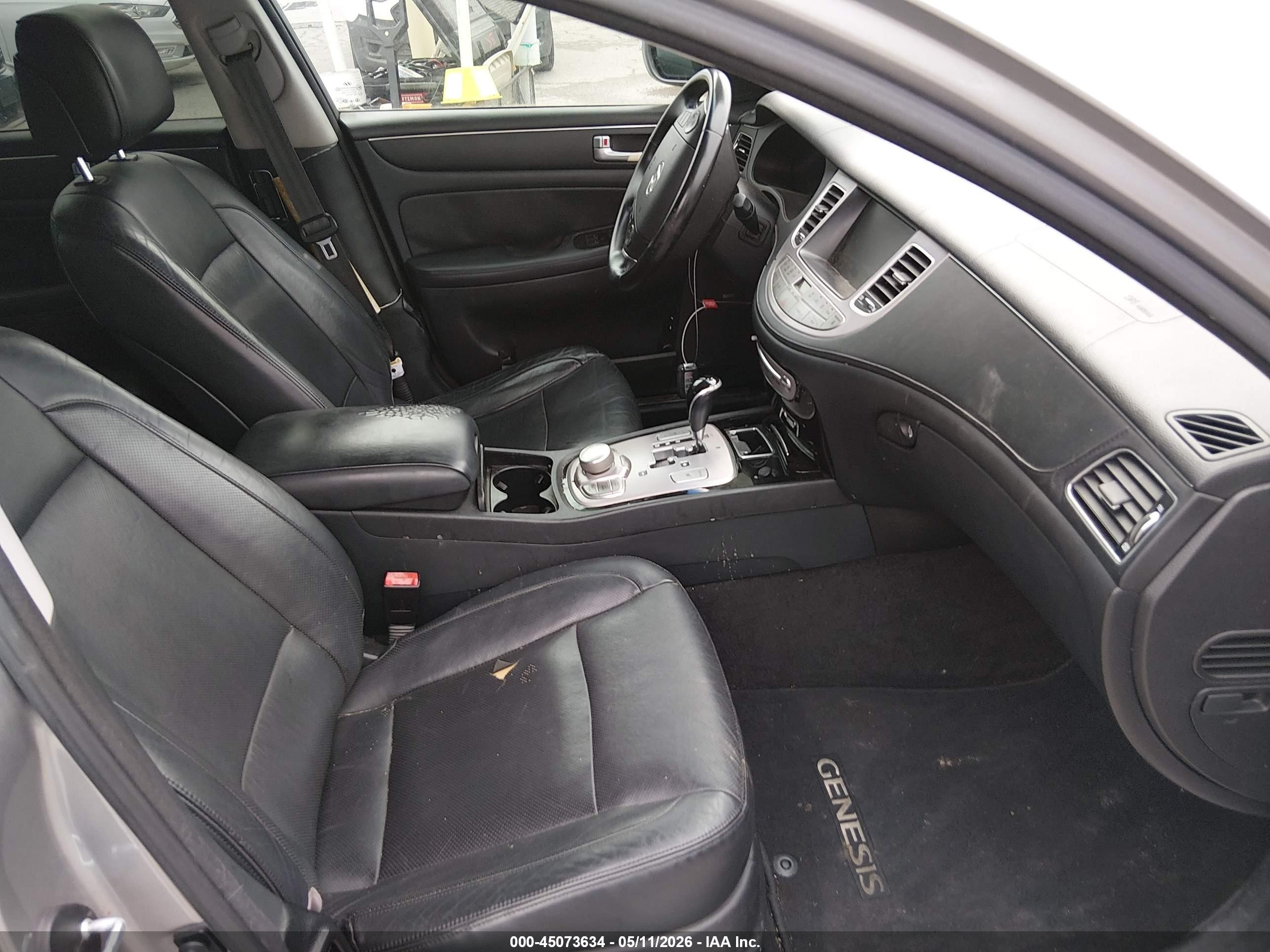 2012 Hyundai Genesis 3.8 Silver vin: KMHGC4DDXCU183779