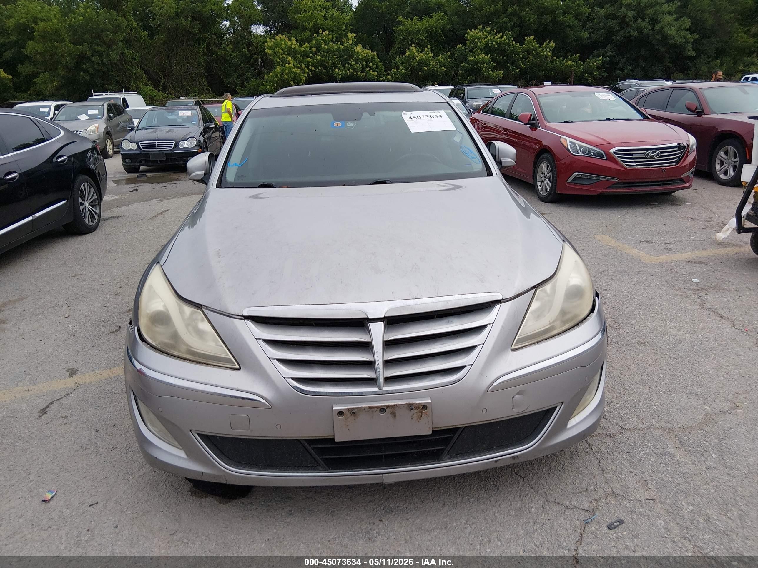 2012 Hyundai Genesis 3.8 Silver vin: KMHGC4DDXCU183779