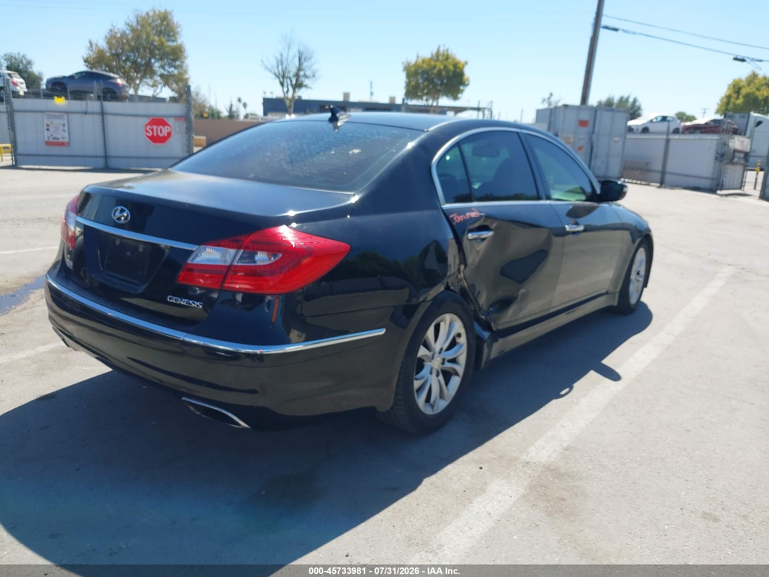 2012 Hyundai Genesis 3.8 Black vin: KMHGC4DDXCU203433