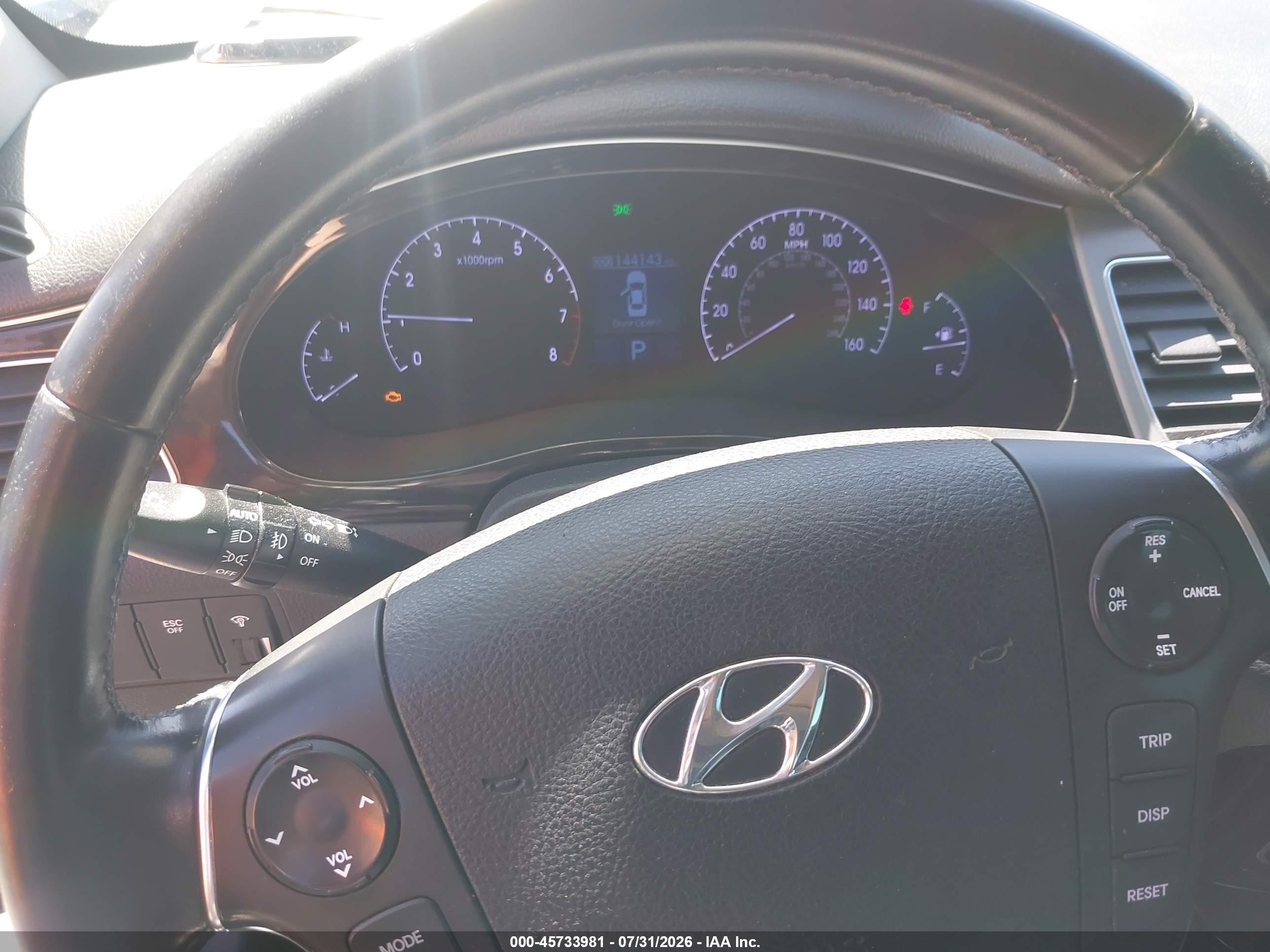 2012 Hyundai Genesis 3.8 Black vin: KMHGC4DDXCU203433