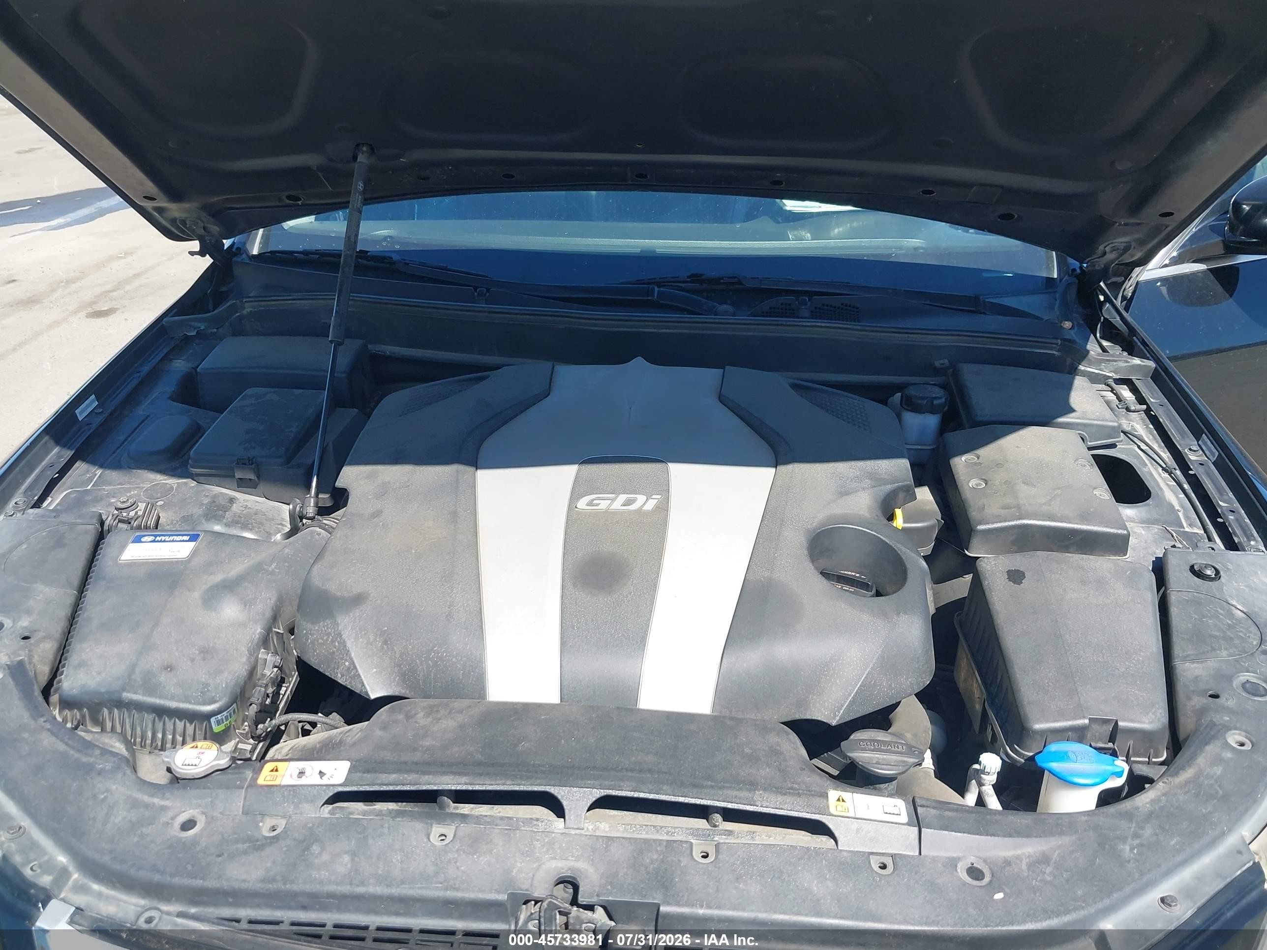 2012 Hyundai Genesis 3.8 Black vin: KMHGC4DDXCU203433