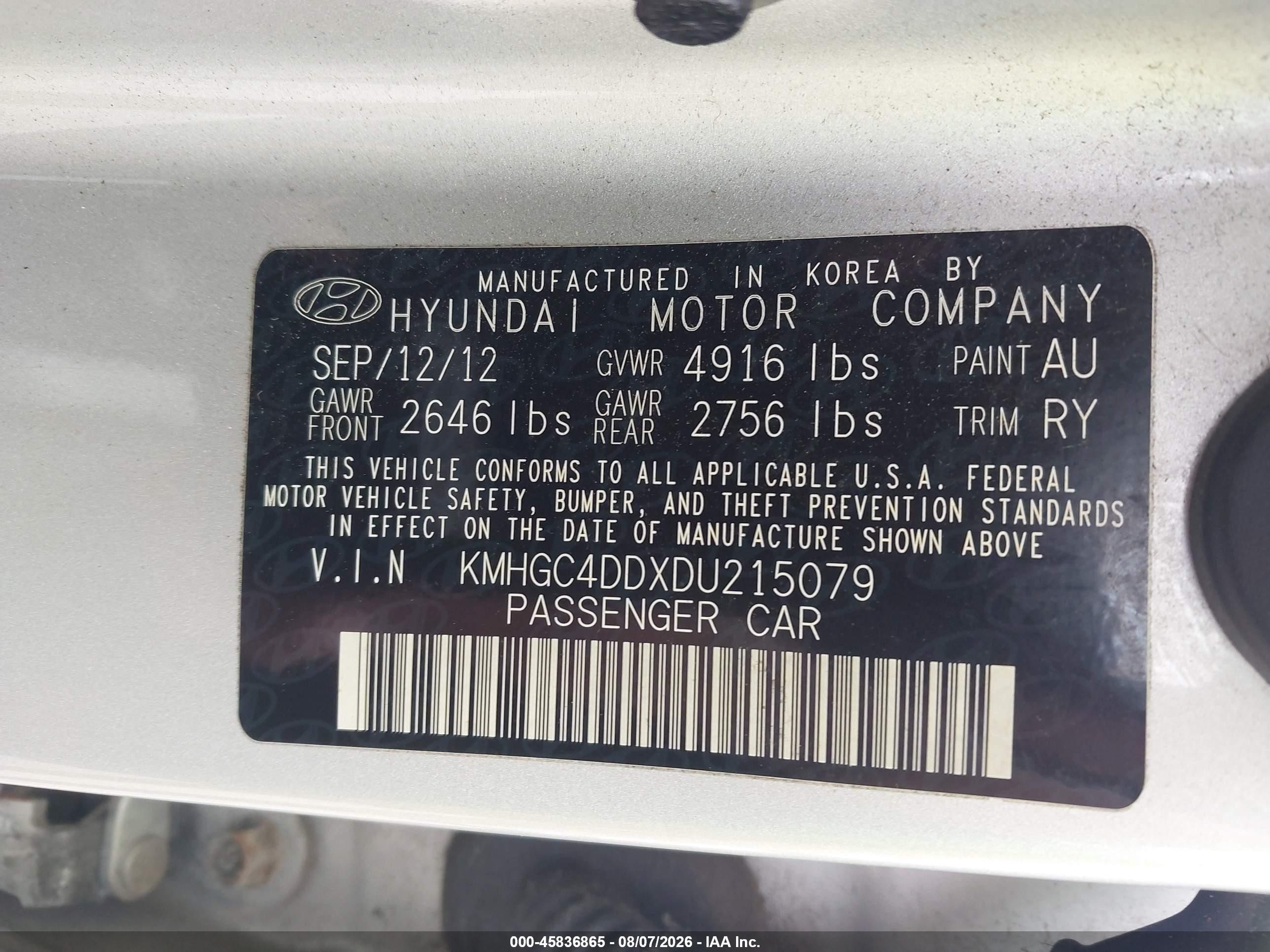 2013 Hyundai Genesis 3.8 Silver vin: KMHGC4DDXDU215079