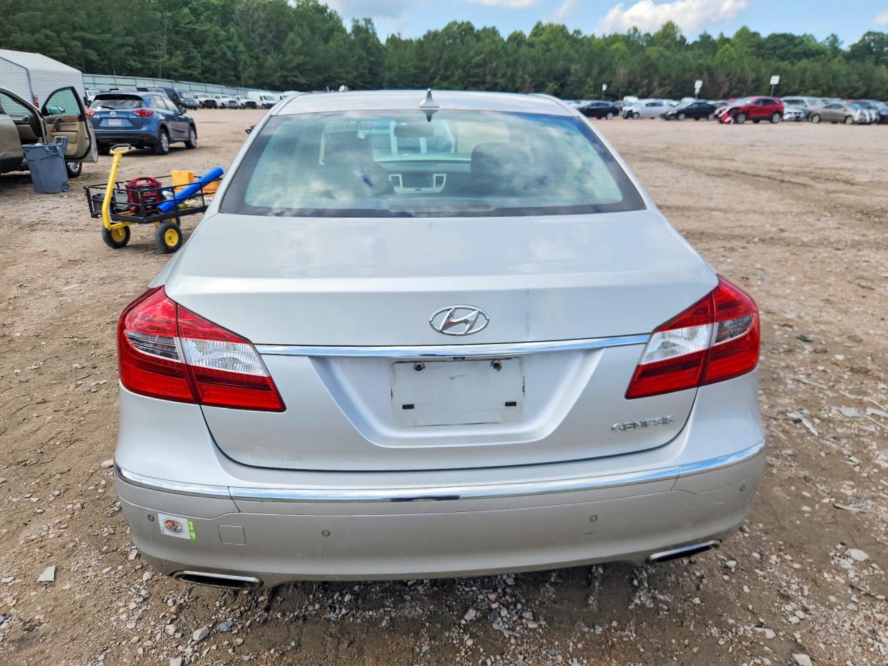 2013 Hyundai Genesis 3.8l Silver vin: KMHGC4DDXDU233758