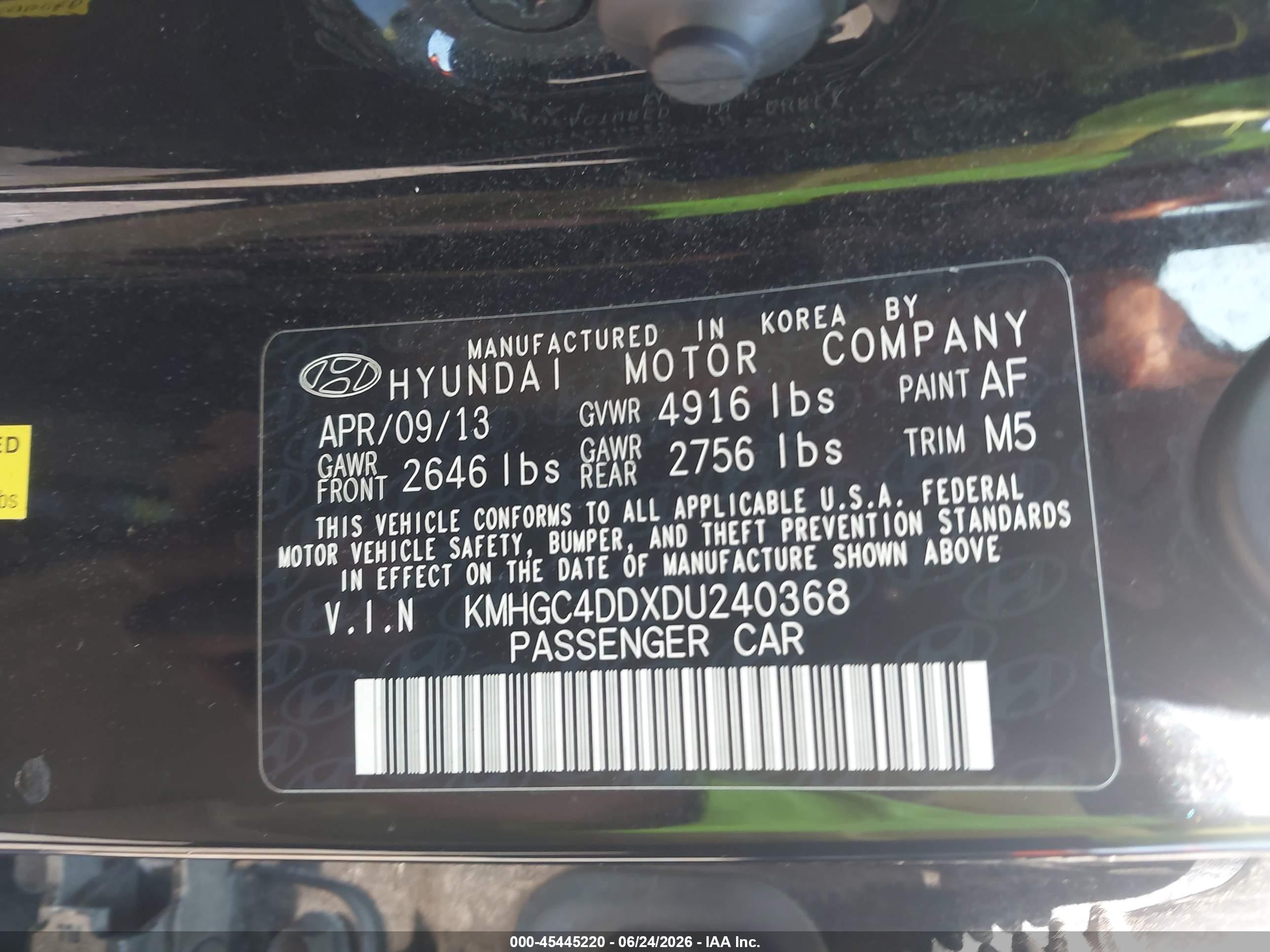 2013 Hyundai Genesis 3.8 Black vin: KMHGC4DDXDU240368