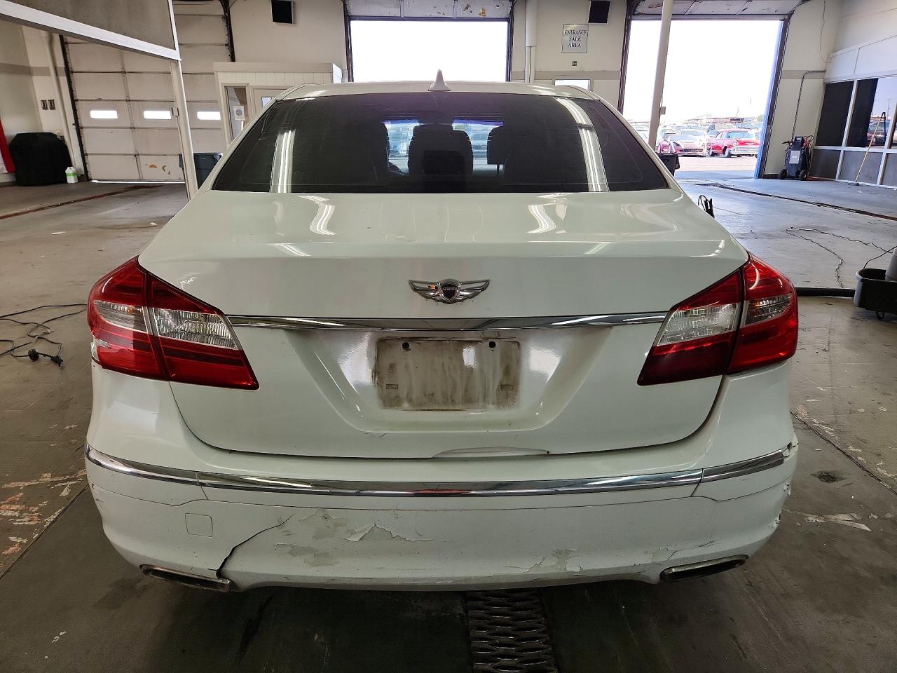 2013 Hyundai Genesis 3.8l Белый vin: KMHGC4DDXDU242976