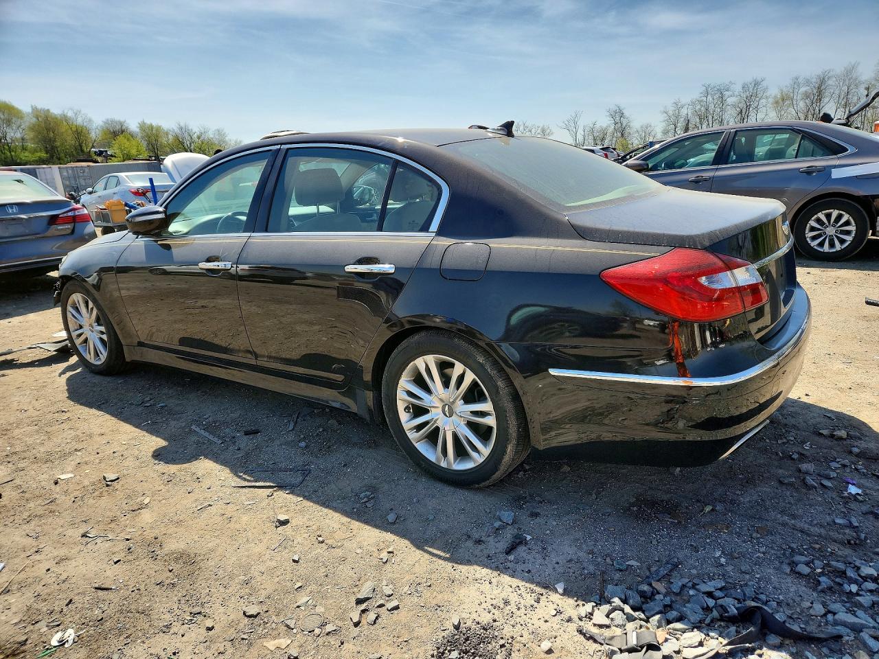2014 Hyundai Genesis 3.8l Black vin: KMHGC4DDXEU260329