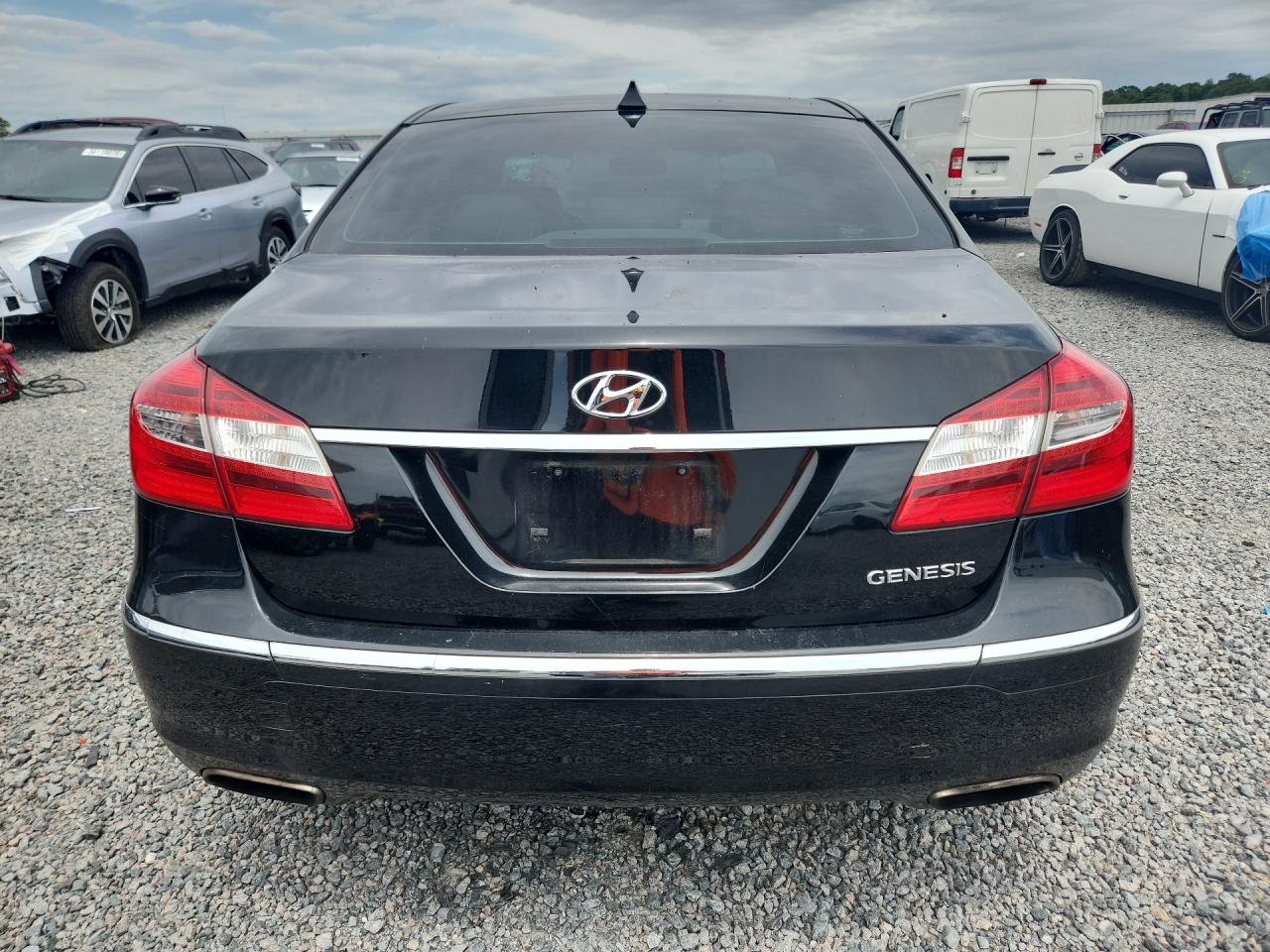 2014 Hyundai Genesis 3.8l Black vin: KMHGC4DDXEU264249