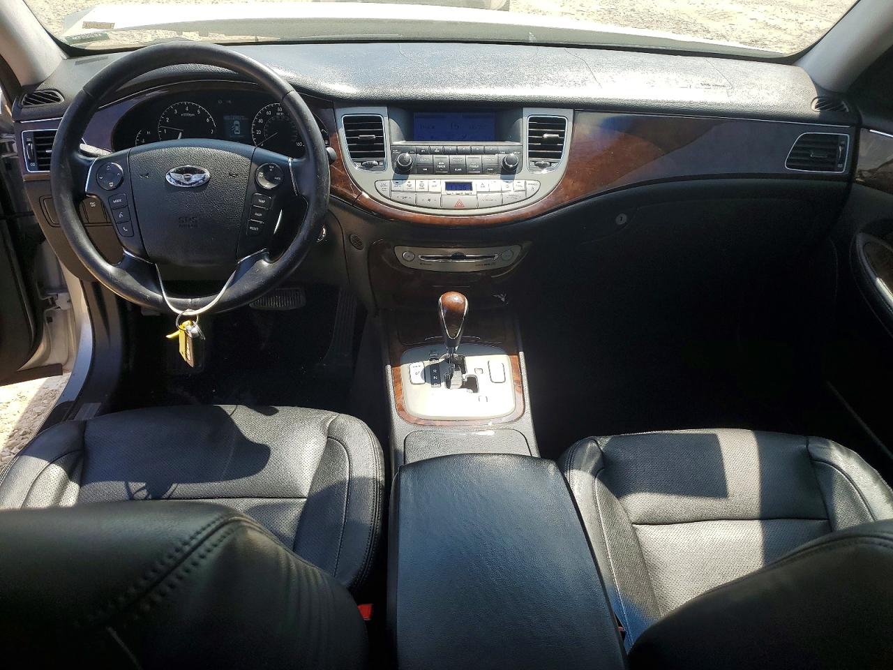 2011 Hyundai Genesis 3.8l Silver vin: KMHGC4DE0BU139362