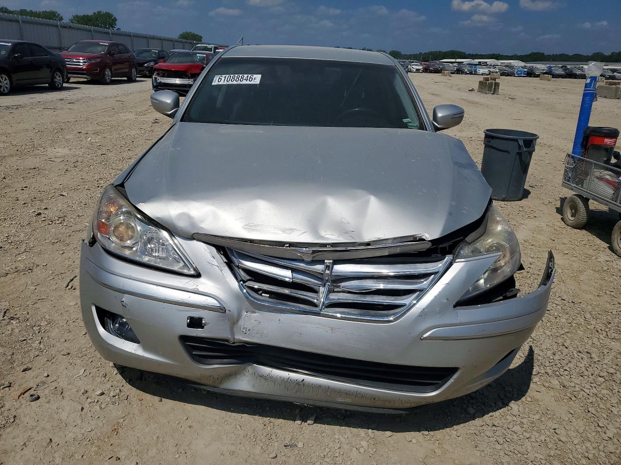2011 Hyundai Genesis 3.8l Silver vin: KMHGC4DE0BU139362