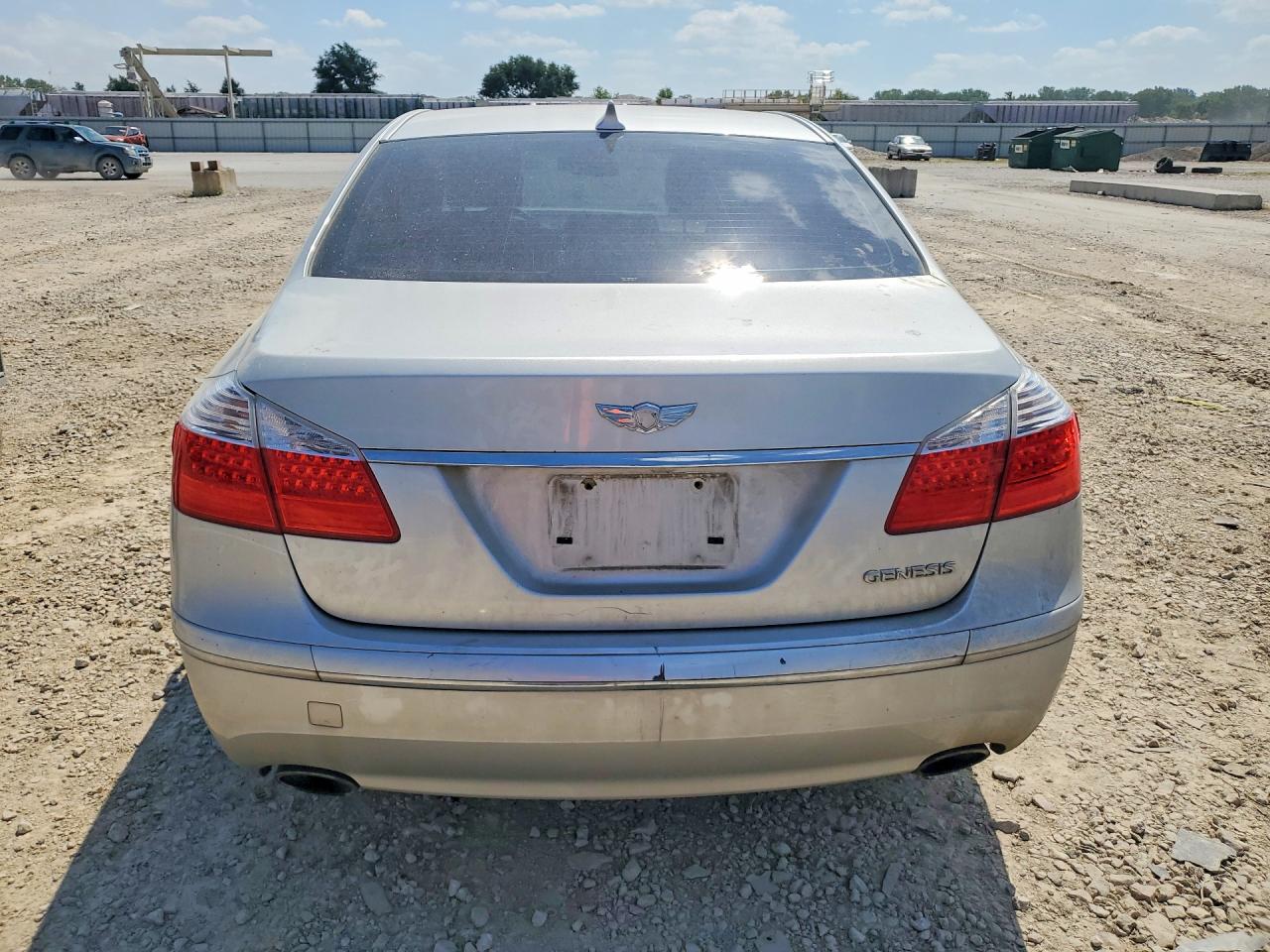 2011 Hyundai Genesis 3.8l Silver vin: KMHGC4DE0BU139362