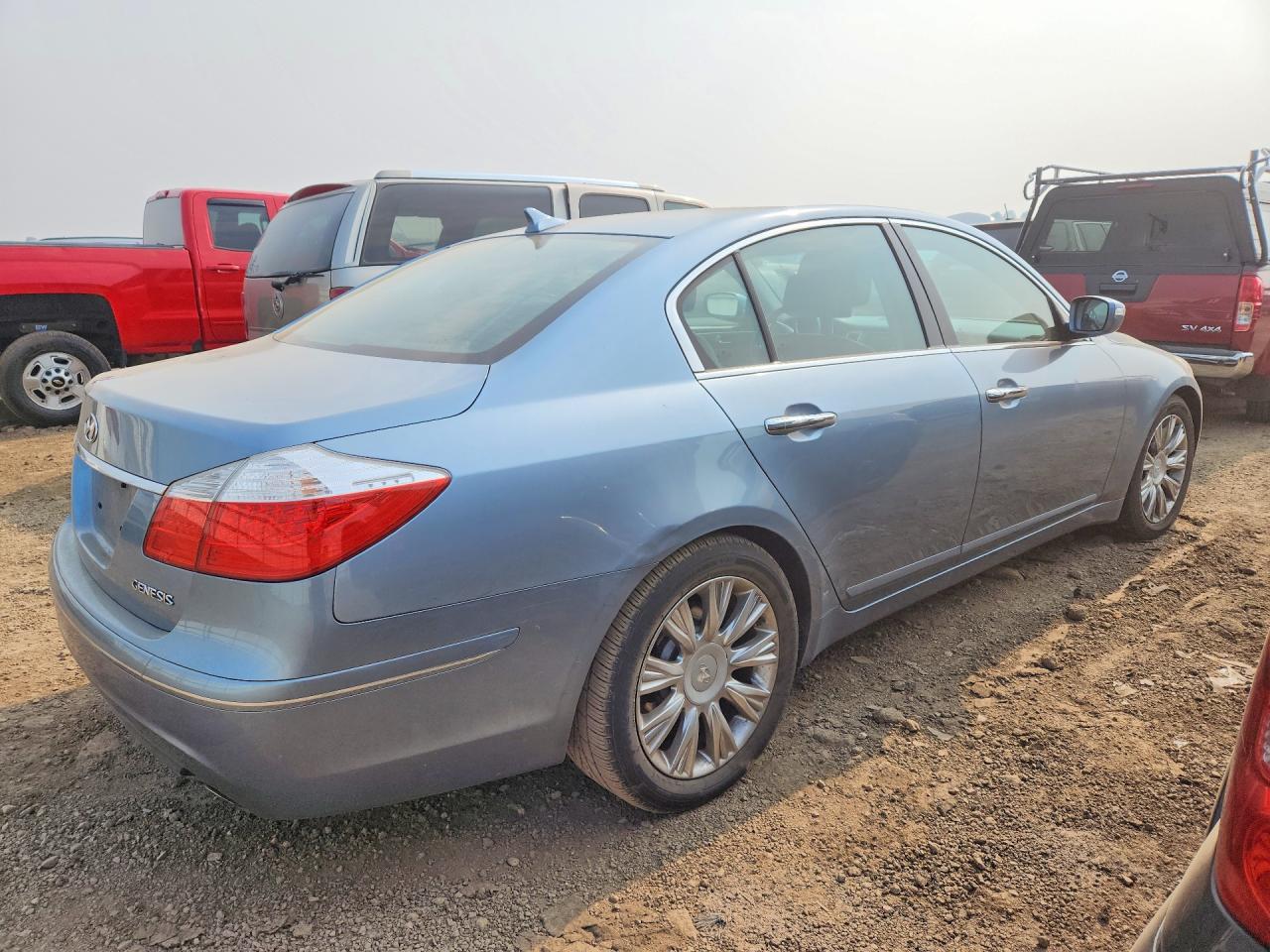 2010 Hyundai Genesis 3.8l Turquoise vin: KMHGC4DE1AU092227