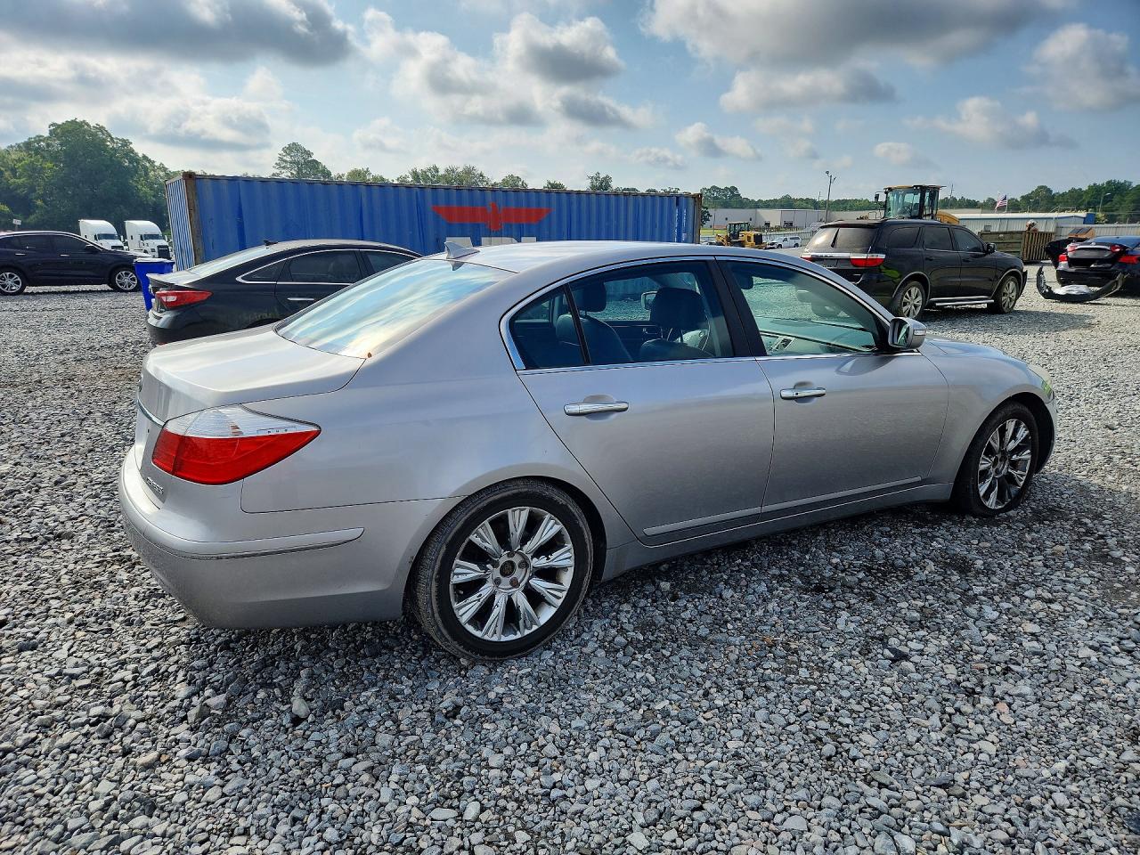 2011 Hyundai Genesis 3.8l Silver vin: KMHGC4DE1BU138379