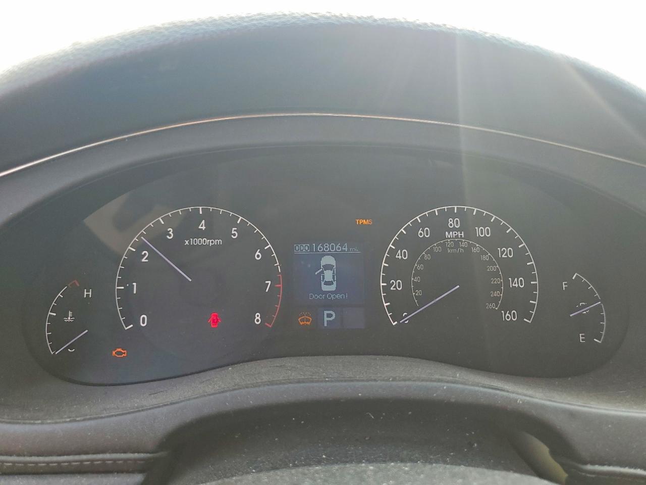 2010 Hyundai Genesis 3.8l Silver vin: KMHGC4DE2AU089756