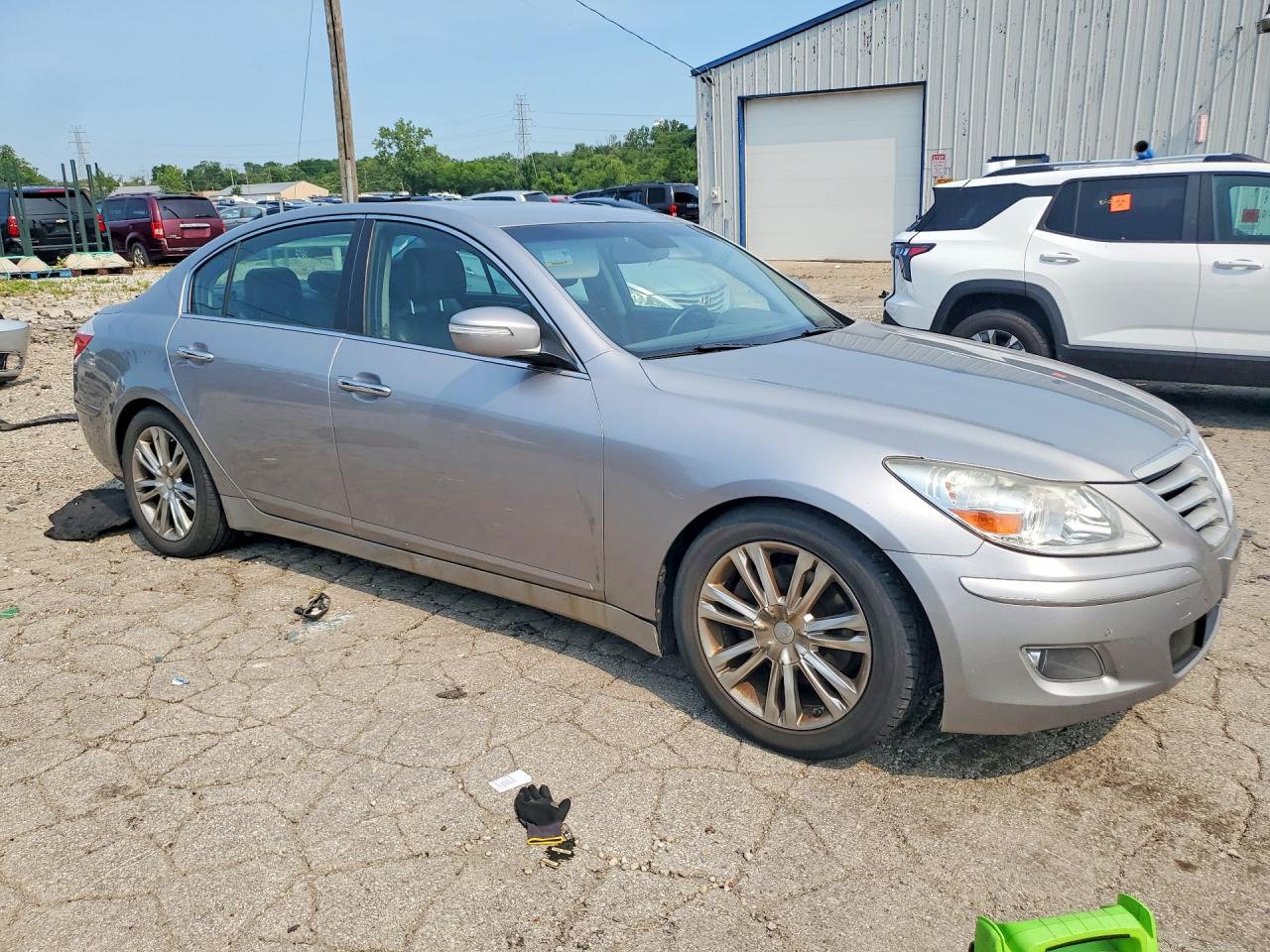 2010 Hyundai Genesis 3.8l Silver vin: KMHGC4DE2AU089756