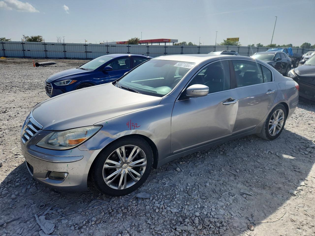 2011 Hyundai Genesis 3.8l Silver vin: KMHGC4DE2BU138584