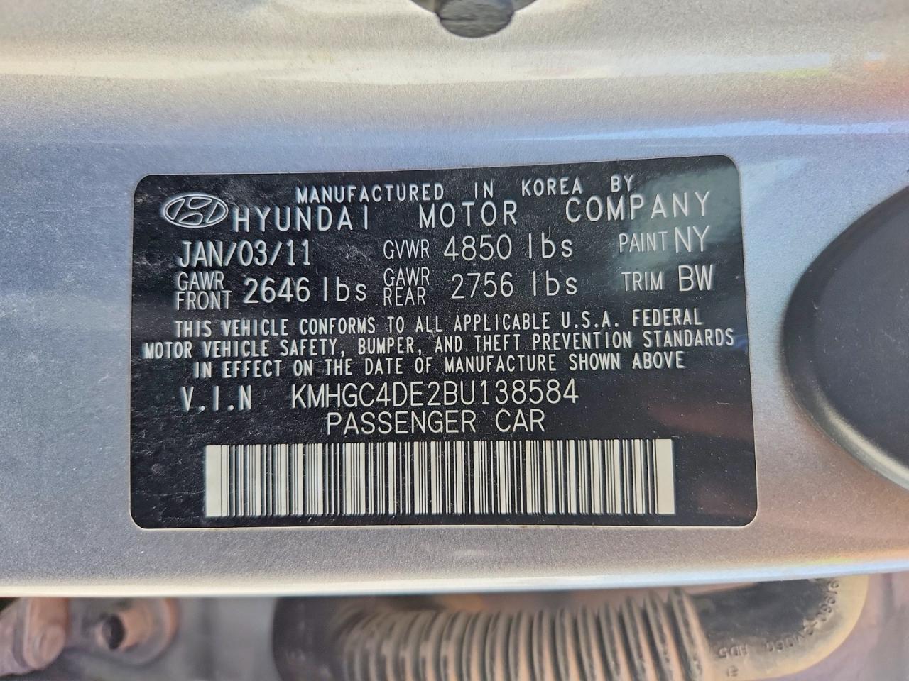 2011 Hyundai Genesis 3.8l Silver vin: KMHGC4DE2BU138584