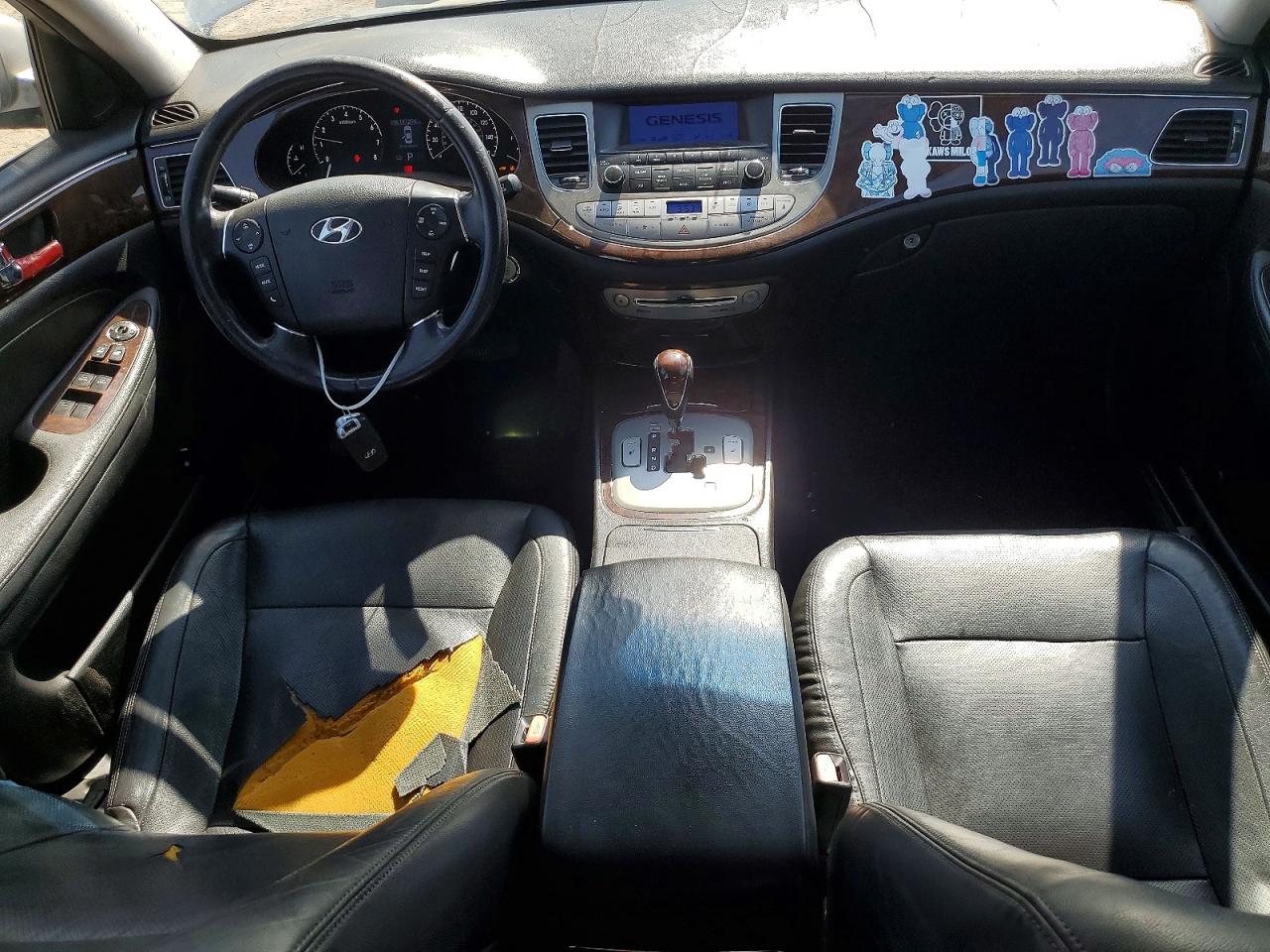 2010 Hyundai Genesis 3.8l Серебряный vin: KMHGC4DE3AU106077