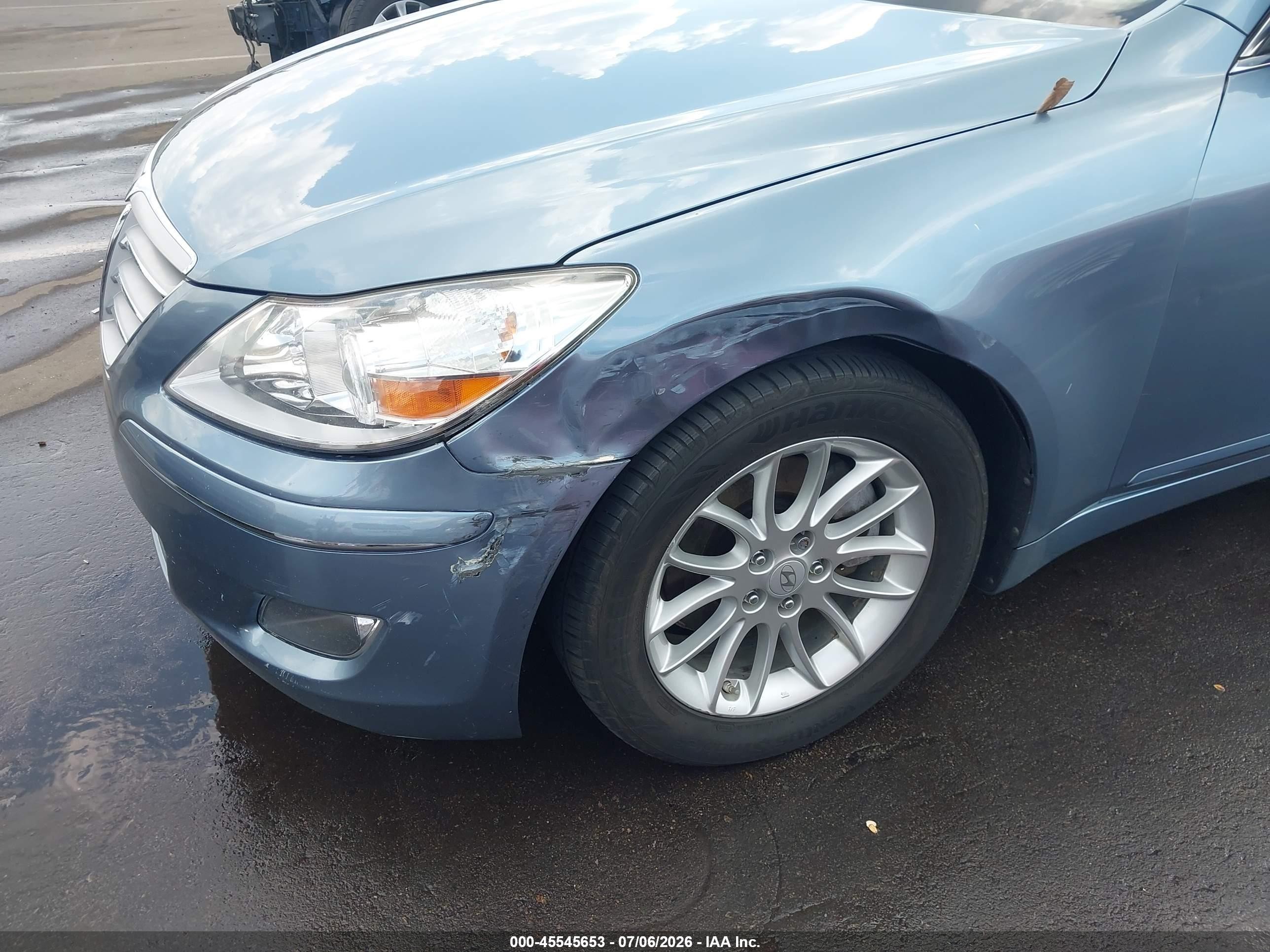 2011 Hyundai Genesis 3.8 Light Blue vin: KMHGC4DE3BU113287