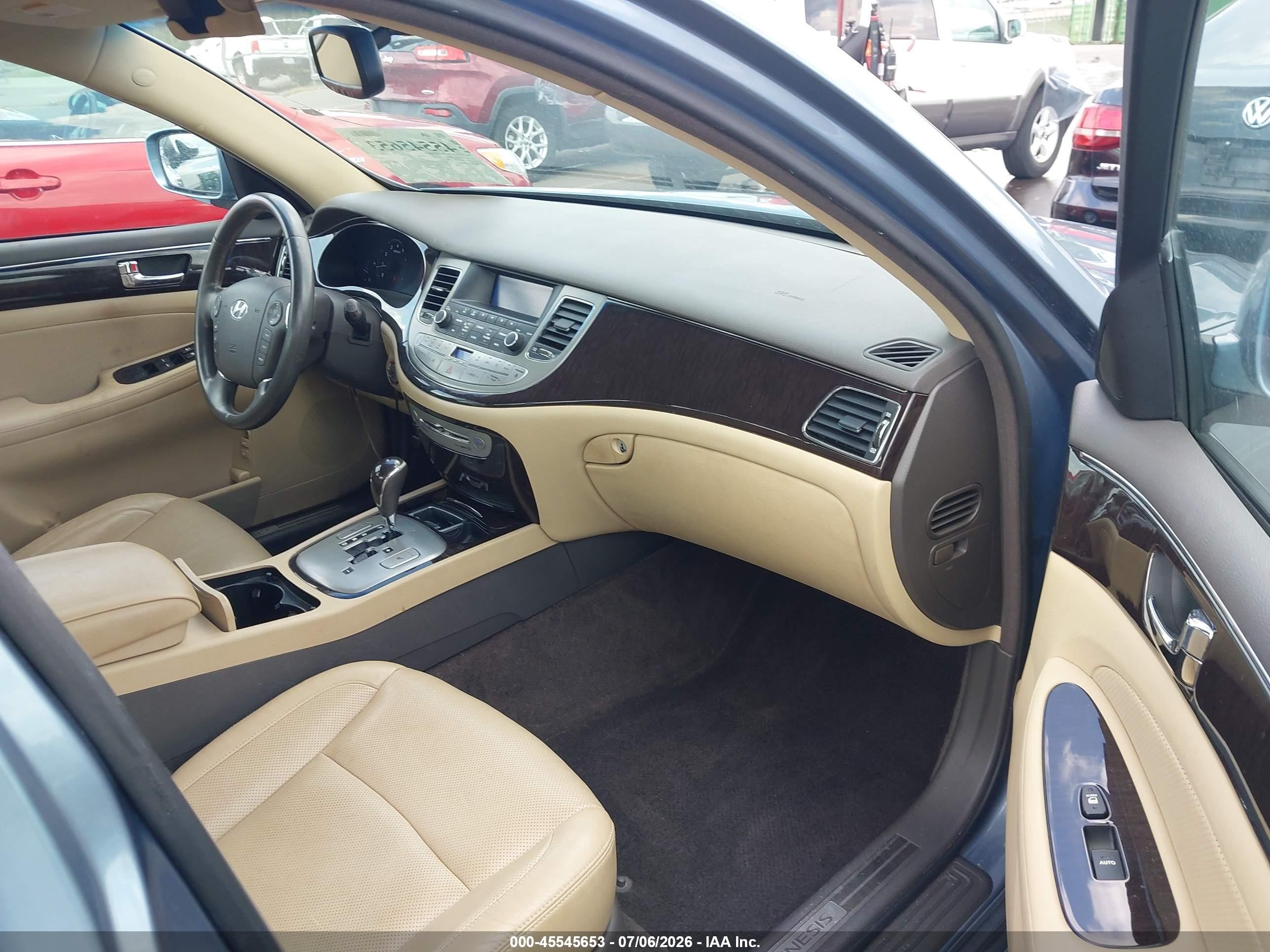 2011 Hyundai Genesis 3.8 Light Blue vin: KMHGC4DE3BU113287