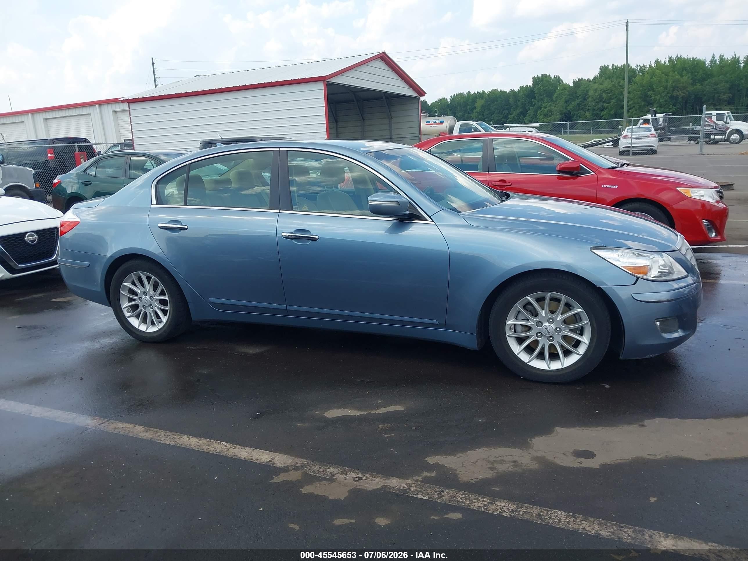 2011 Hyundai Genesis 3.8 Light Blue vin: KMHGC4DE3BU113287