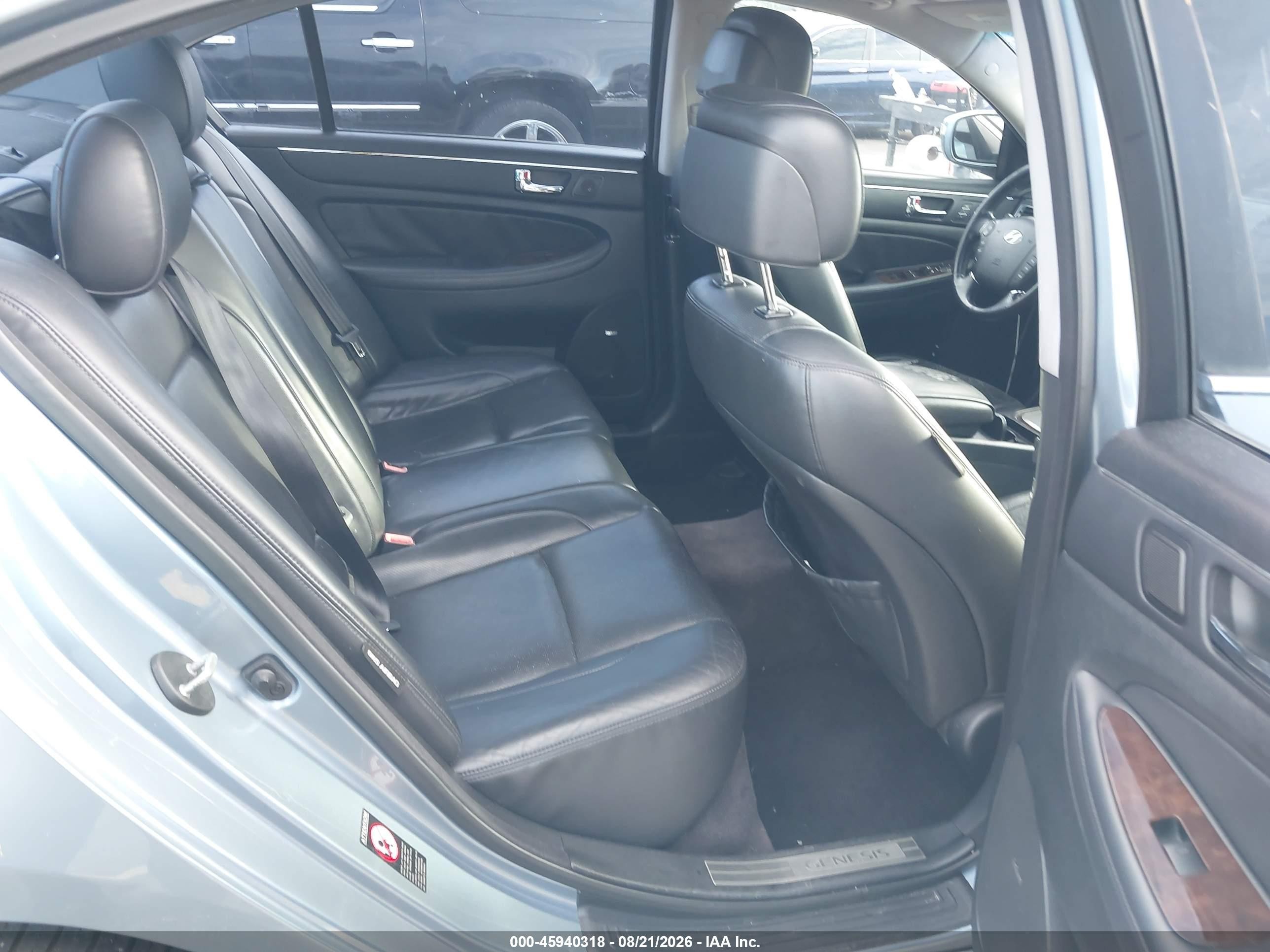 2010 Hyundai Genesis 3.8 Синий vin: KMHGC4DE4AU101177