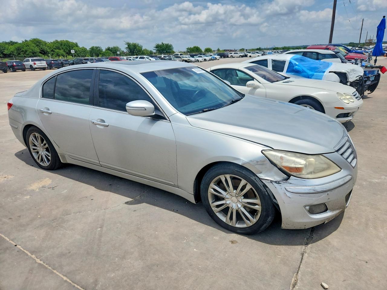 2011 Hyundai Genesis 3.8l Silver vin: KMHGC4DE4BU122905