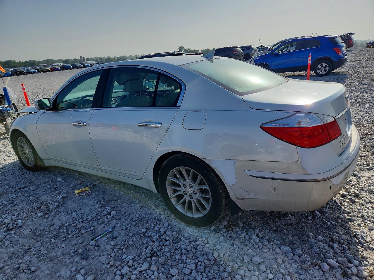 2011 Hyundai Genesis 3.8l White vin: KMHGC4DE4BU141180
