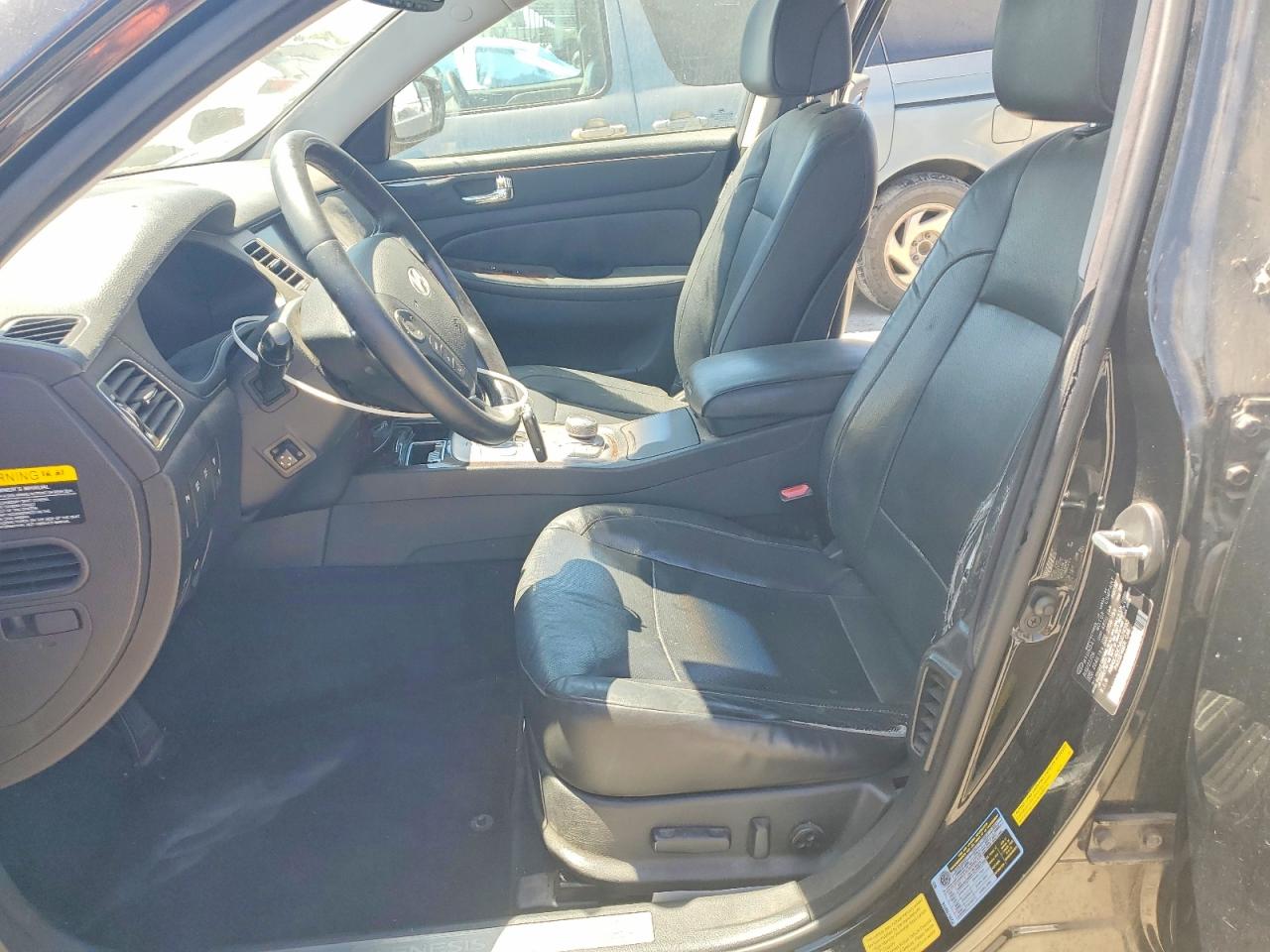 2010 Hyundai Genesis 3.8l Black vin: KMHGC4DE5AU074393