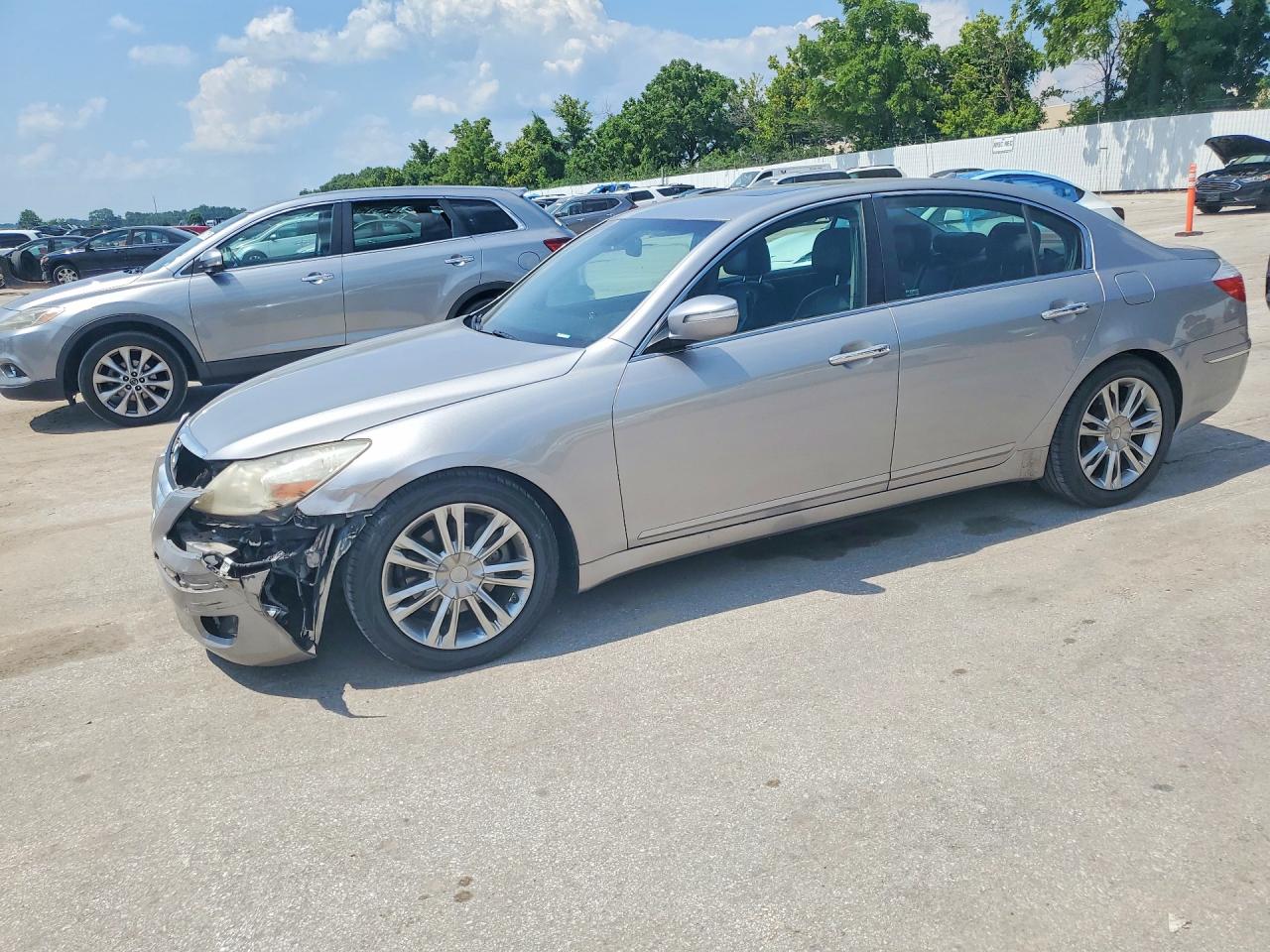 2010 Hyundai Genesis 3.8l Silver vin: KMHGC4DE5AU085801