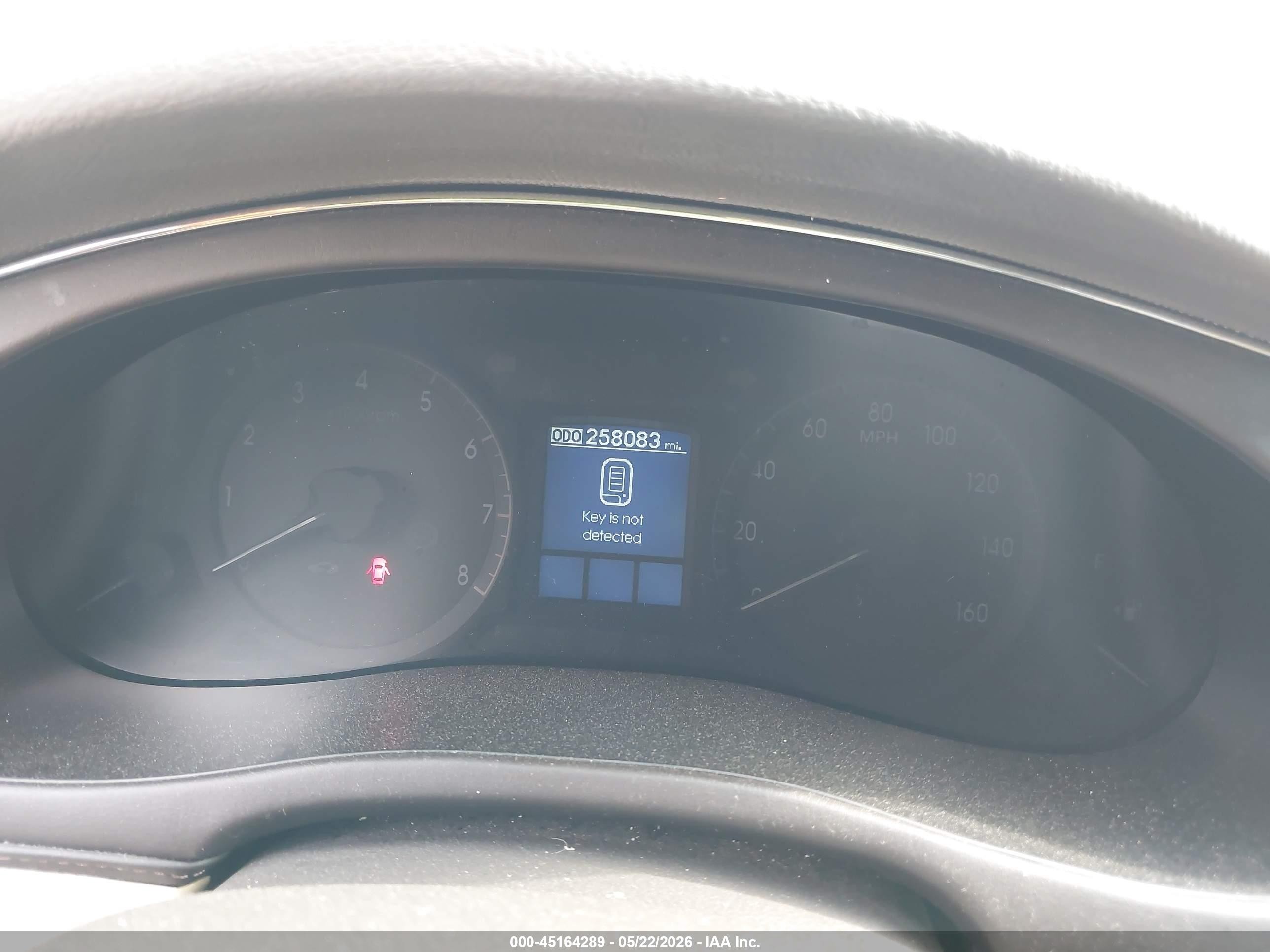 2011 Hyundai Genesis 3.8 Красный vin: KMHGC4DE5BU126574