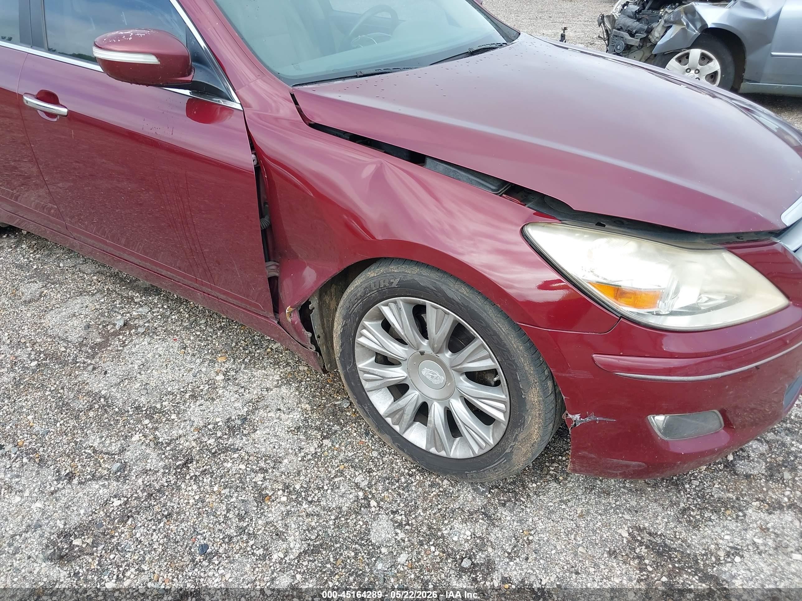2011 Hyundai Genesis 3.8 Красный vin: KMHGC4DE5BU126574