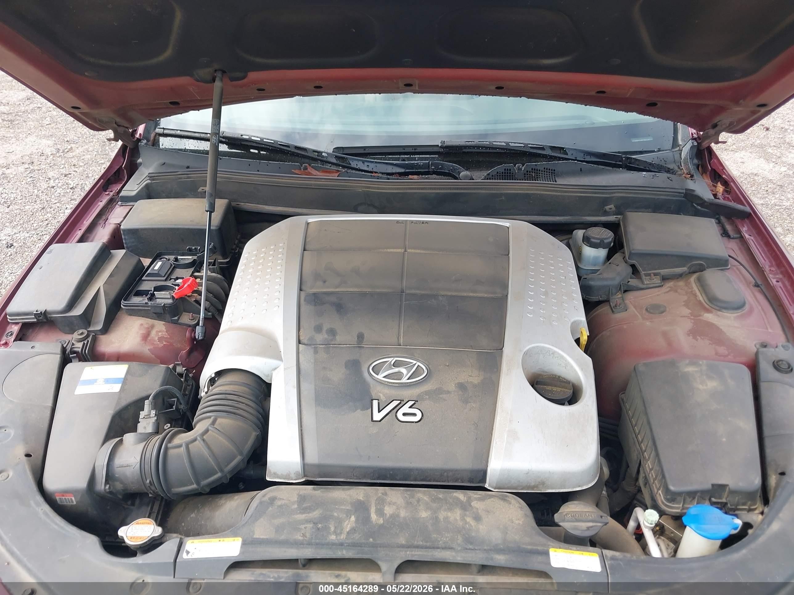 2011 Hyundai Genesis 3.8 Красный vin: KMHGC4DE5BU126574