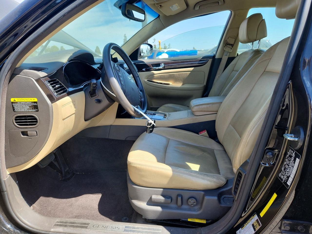 2011 Hyundai Genesis 3.8l Black vin: KMHGC4DE5BU128518