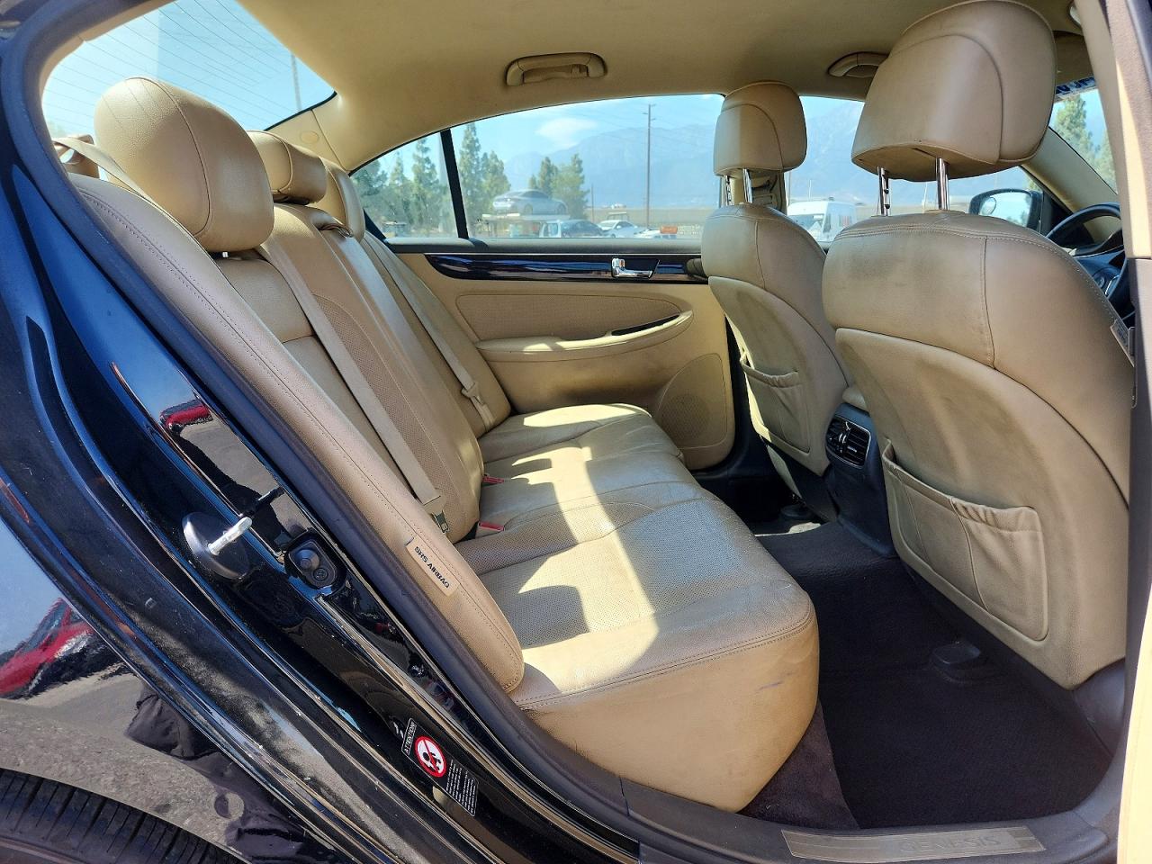 2011 Hyundai Genesis 3.8l Black vin: KMHGC4DE5BU128518
