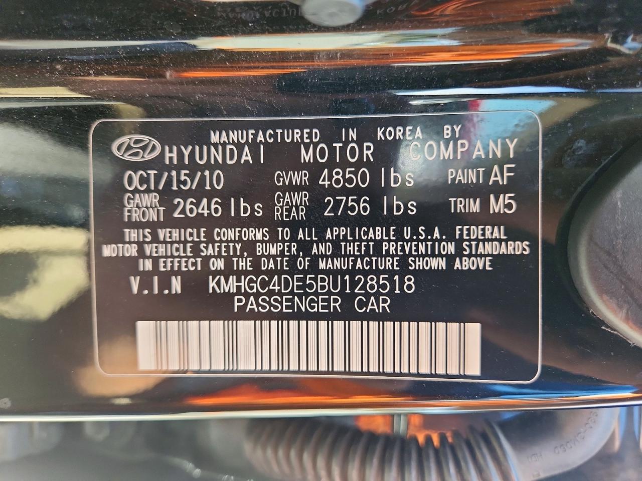 2011 Hyundai Genesis 3.8l Black vin: KMHGC4DE5BU128518
